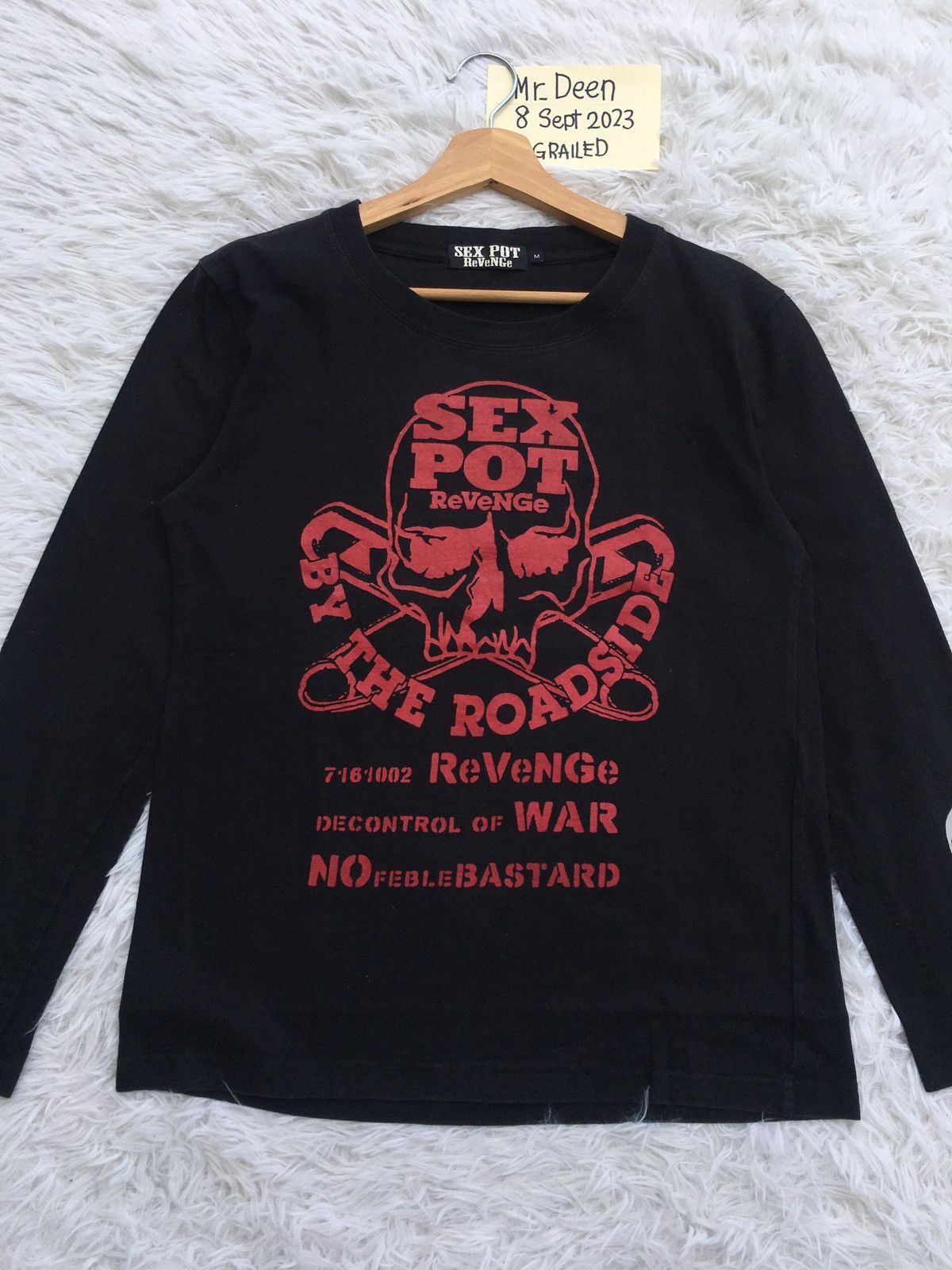 Japanese Brand Rare Sex Pot Revenge Decontrol of War Longsleeve Shirt Size US M / EU 48-50 / 2 - 5 Thumbnail
