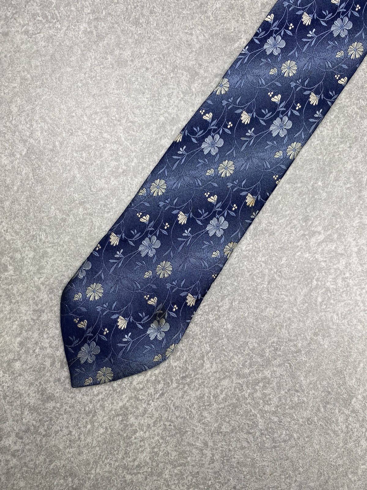 Yves Saint Laurent Yves Saint Laurent SilkTie T25 Size ONE SIZE - 3 Thumbnail