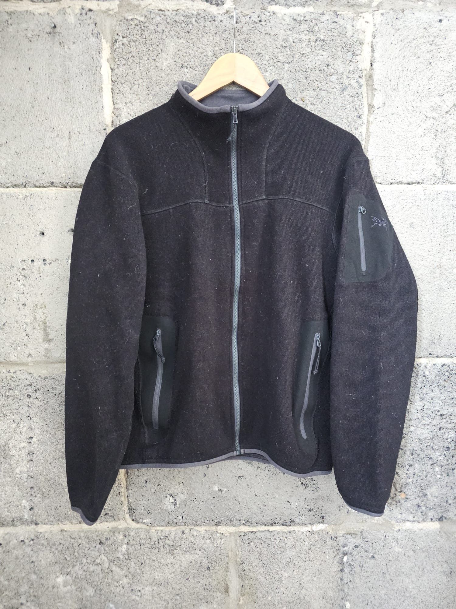 Arc'teryx Vintage - Covert Full Zip Fleece - Made in Canada Size US M / EU 48-50 / 2 - 1 Thumbnail