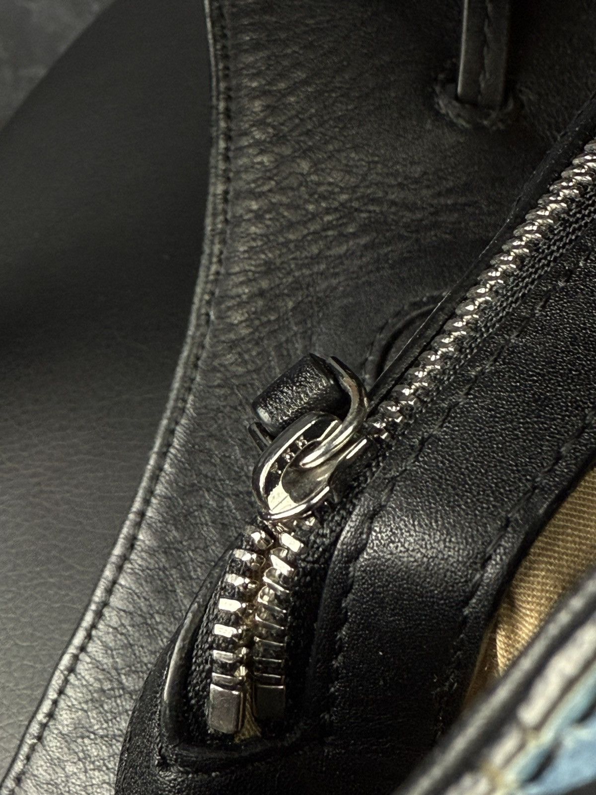 Maison Mollerus MCM Blue Visetos Drawstring Bucket Shoulder Bag Leather Size ONE SIZE - 15 Thumbnail
