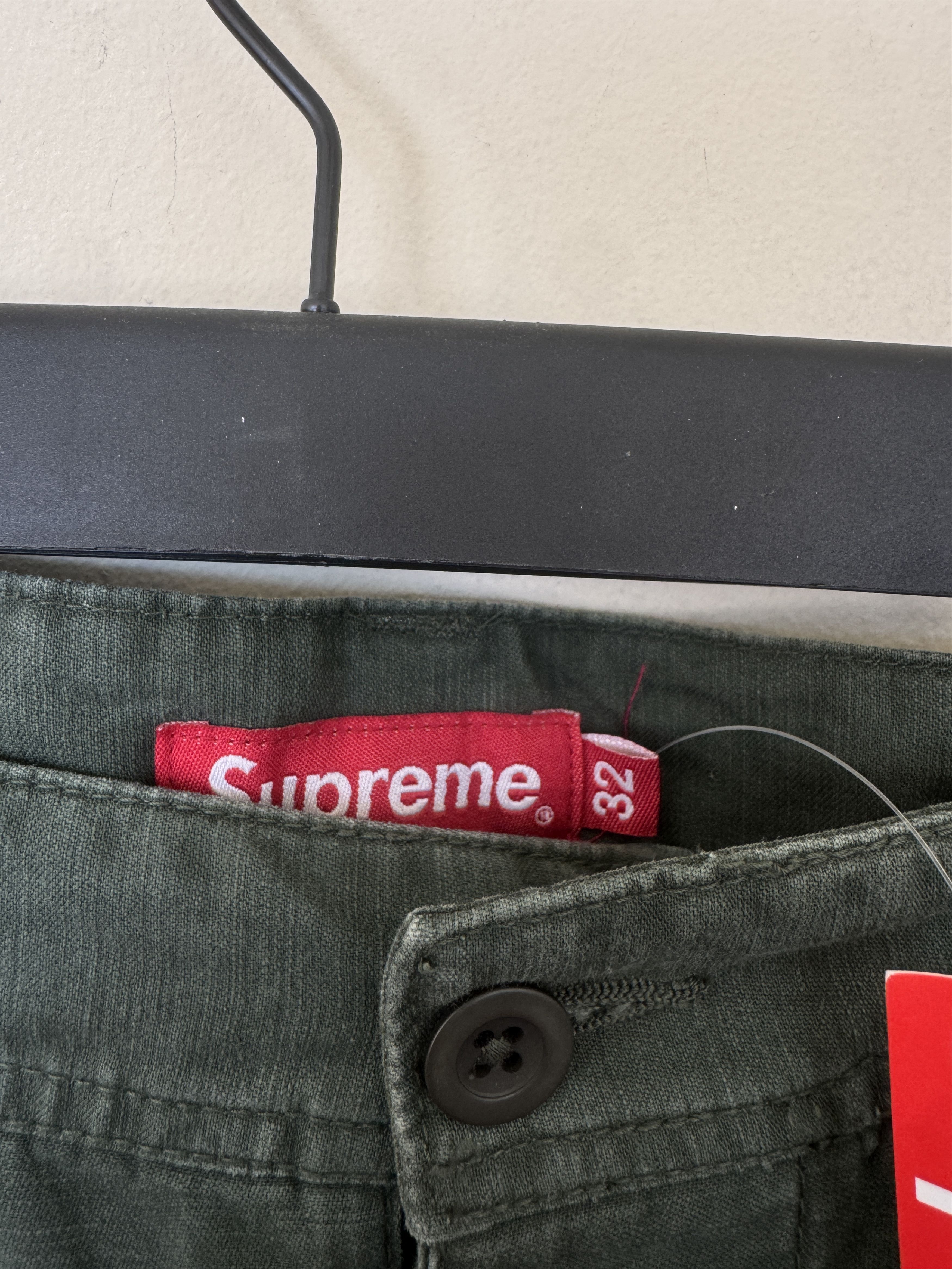 Supreme Supreme Green Cargos Size US 34 / EU 50 - 7 Thumbnail