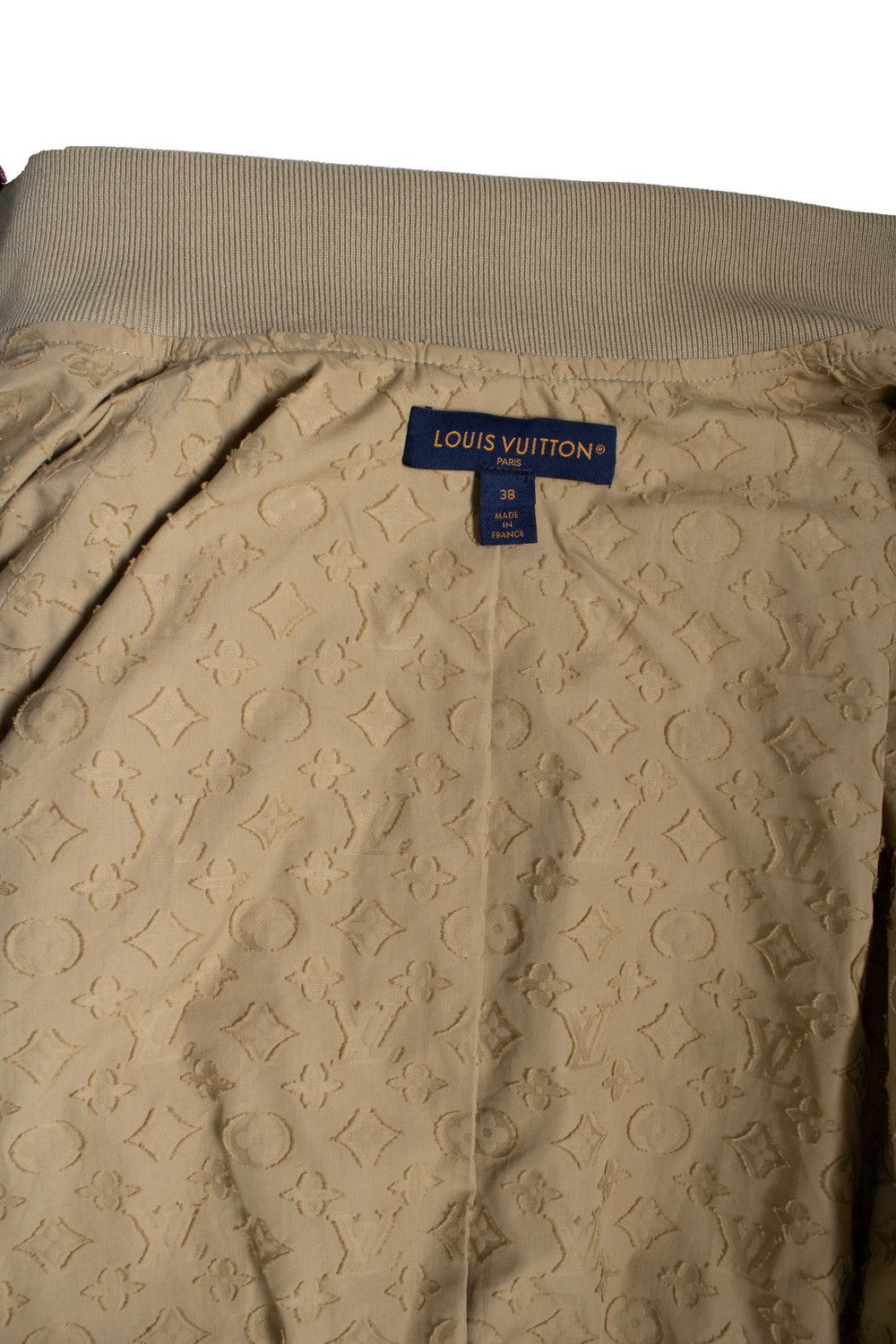 Louis Vuitton Louis Vuitton, Beige monogram bomber Size S / US 4 / IT 40 - 8 Thumbnail