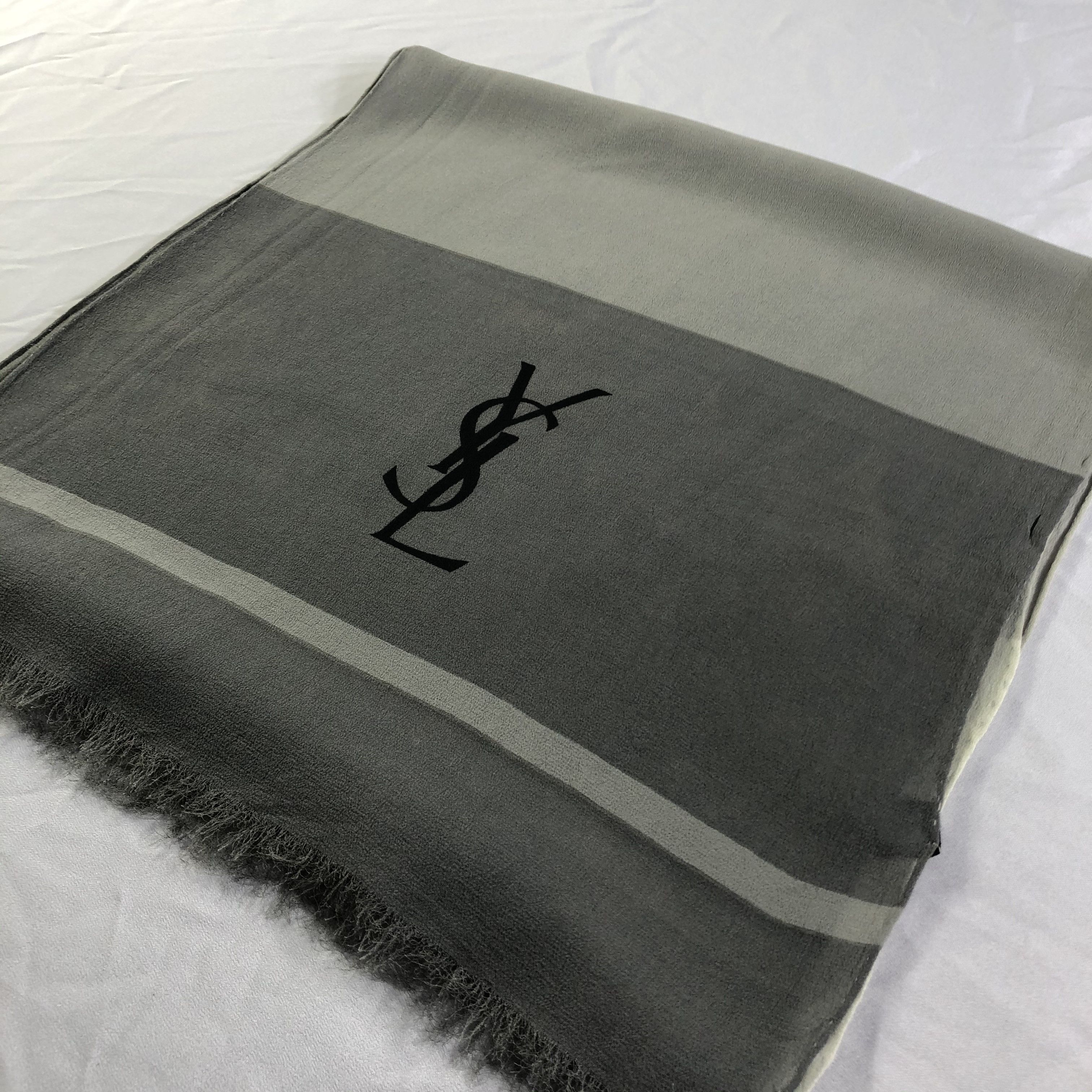 Vintage × Yves Saint Laurent Vintage Yves Saint Laurent Silk Scarf Size ONE SIZE - 3 Thumbnail