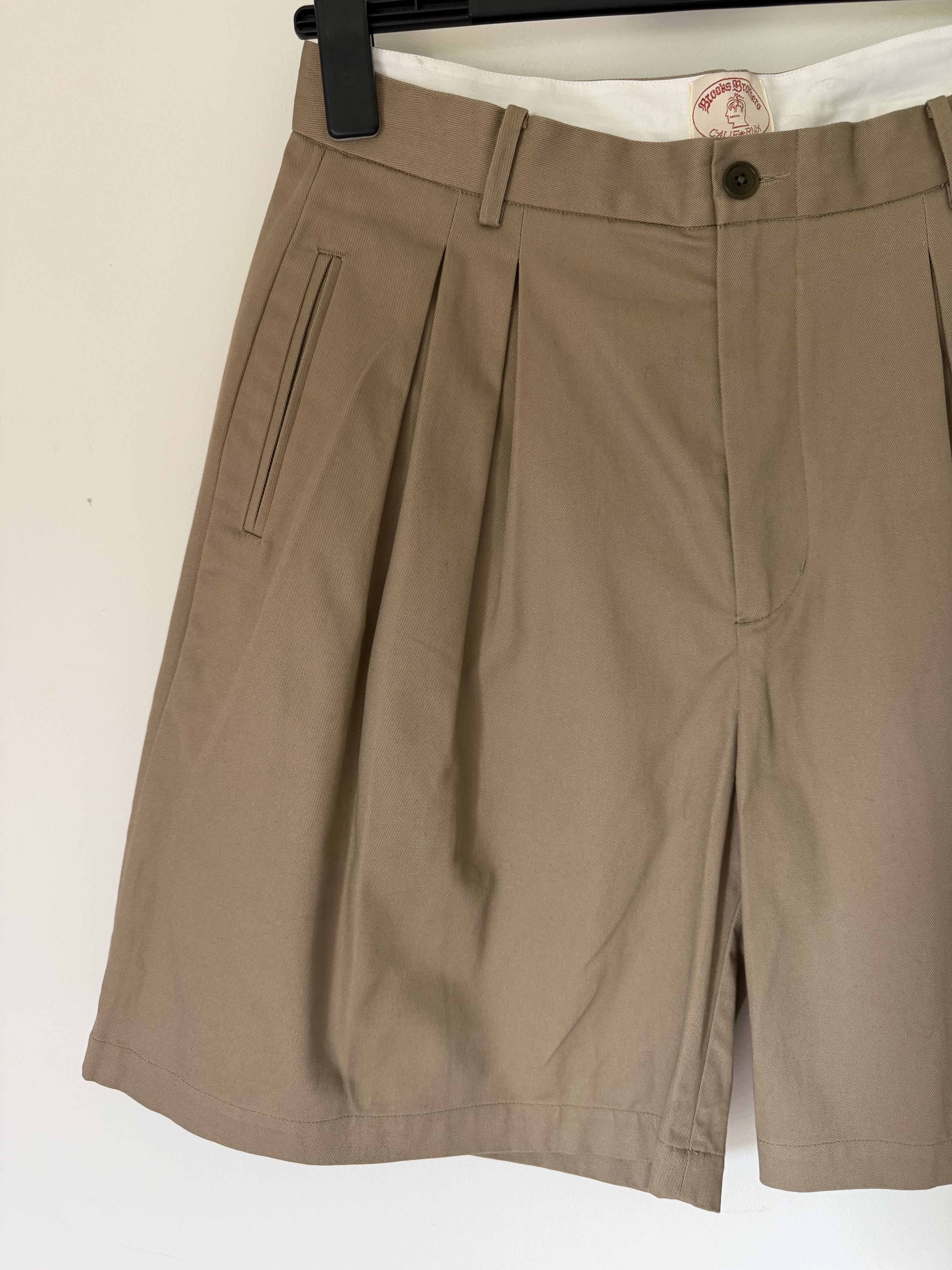 Brain Dead Brain Dead Brooks Brothers Pleated Chino Shorts in Desert Size US 34 / EU 50 - 3 Thumbnail