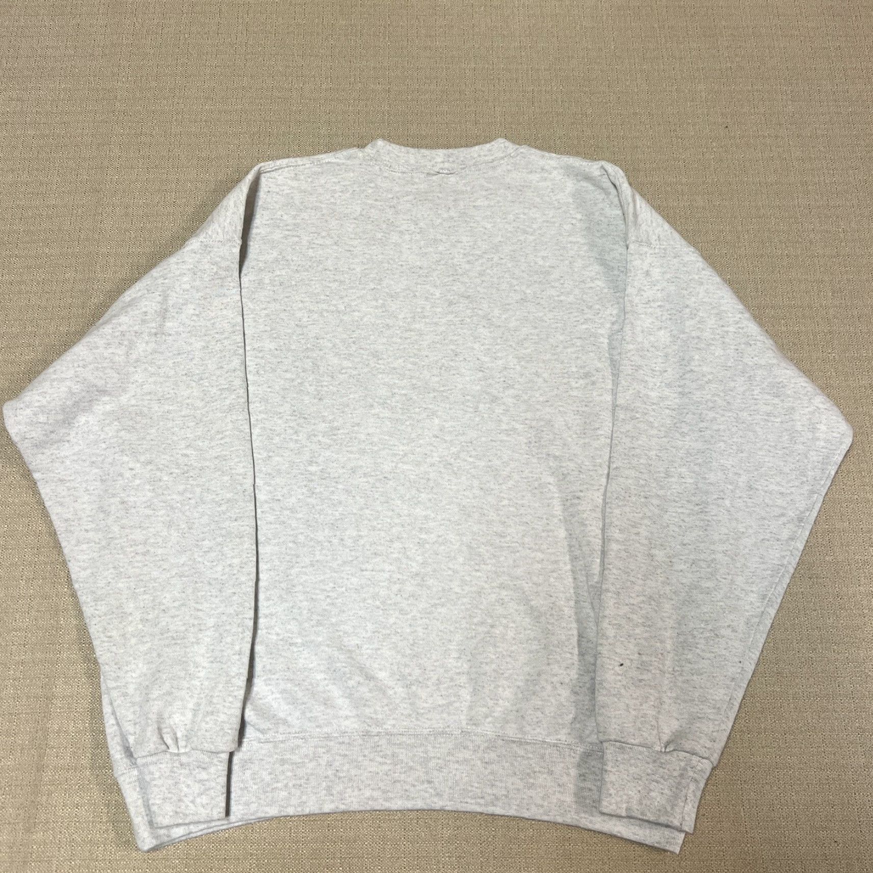 Vintage VINTAGE US Army Sweatshirt Mens L Pullover 90s Graphic Print Gray Crewneck Fleece size L Mens Size US L / EU 52-54 / 3 - 5 Thumbnail