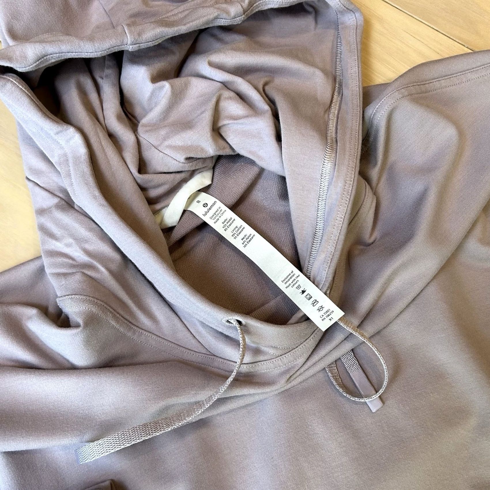 Lululemon Lululemon Twisted & Tucked Pullover Hoodie Women's 8 Pink Long Sleeve Regular Fit, Hooded Casual Activewear, Stain (Interior) Size M / US 6-8 / IT 42-44 - 4 Thumbnail