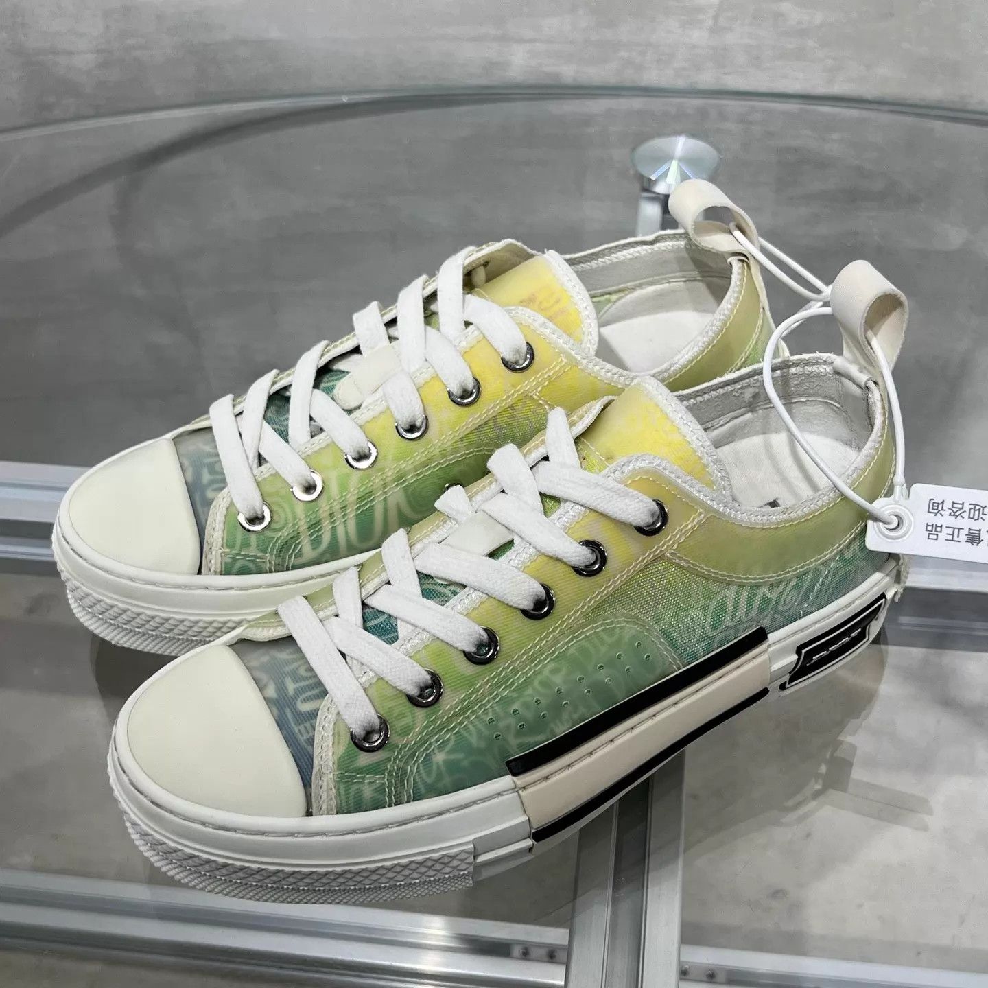 Dior Dior x Stussy B23 Yellow Green Gradient Wmns 35.5 Size US 5 / IT 35 - 2 Thumbnail
