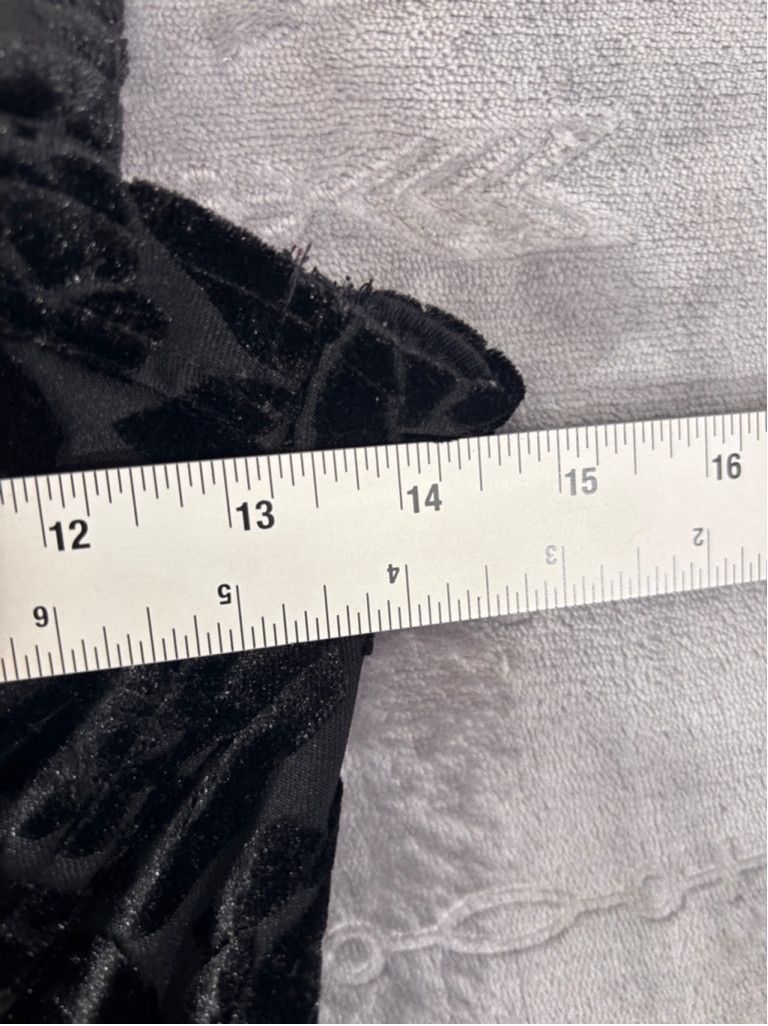 Abercrombie & Fitch Women's Abercrombie & Fitch Black Floral Velvet Dress Size S Size XXS / US 00 / IT 34 - 3 Thumbnail