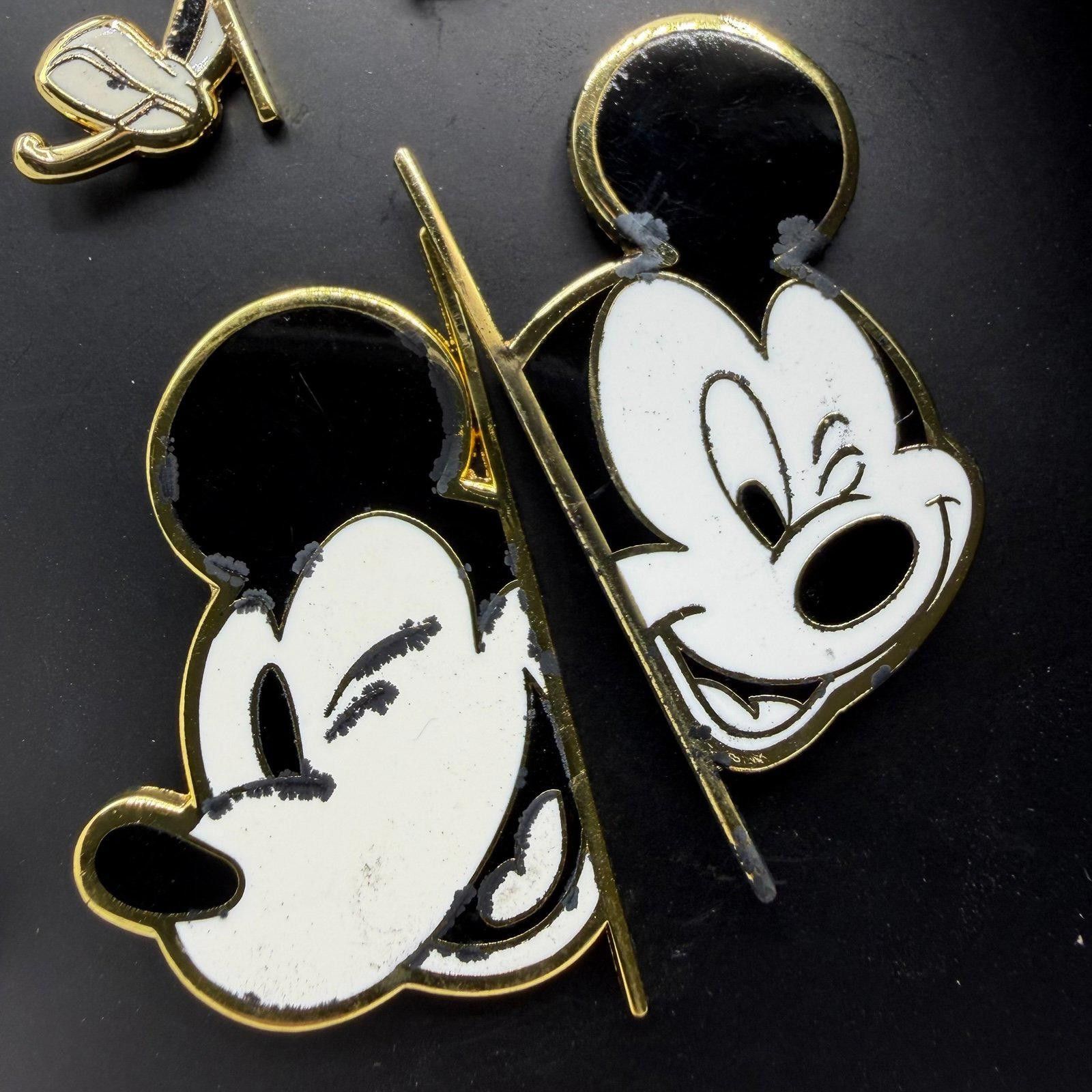 Disney Disney x Stance Mickey Mouse 90th Anniversary Socks Pin Set Size ONE SIZE - 4 Thumbnail