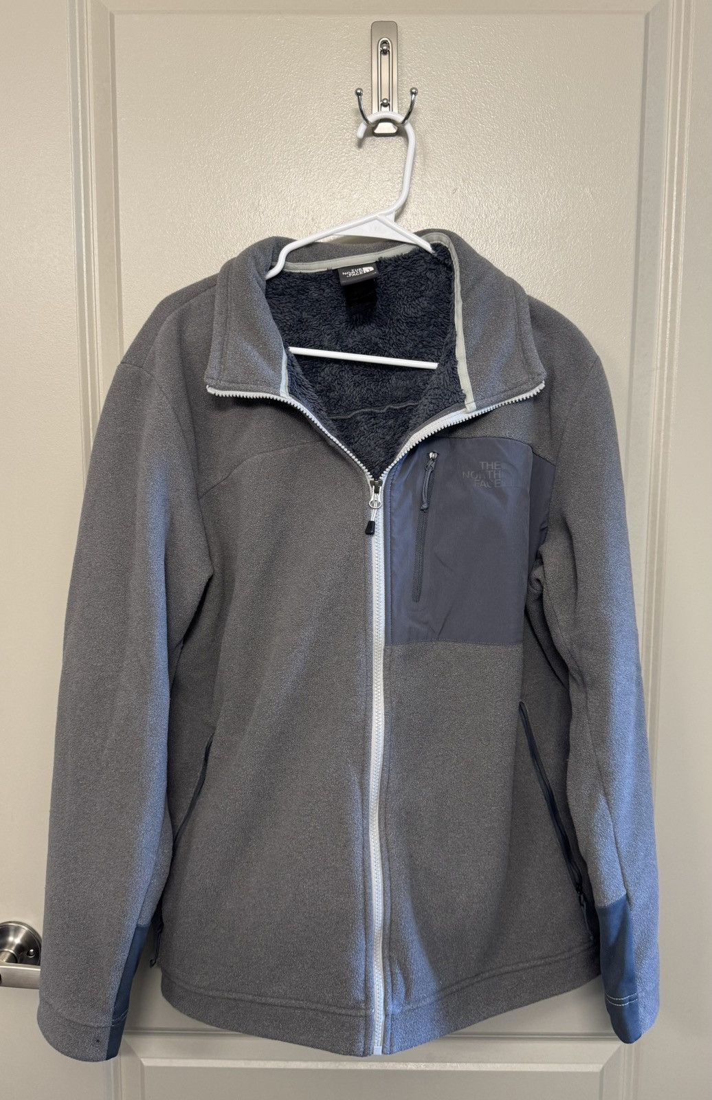The North Face Men’s fleece zip up Size US XL / EU 56 / 4 - 1 Thumbnail