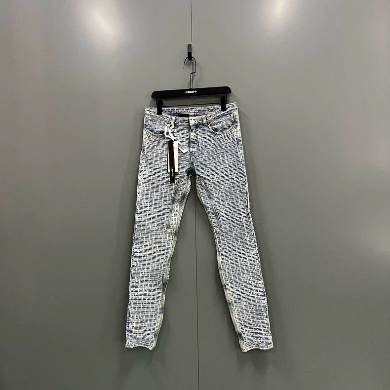 Givenchy Givenchy SizeL 4G Bleached Skinny Jeans Size US 30 / EU 46 - 1 Thumbnail