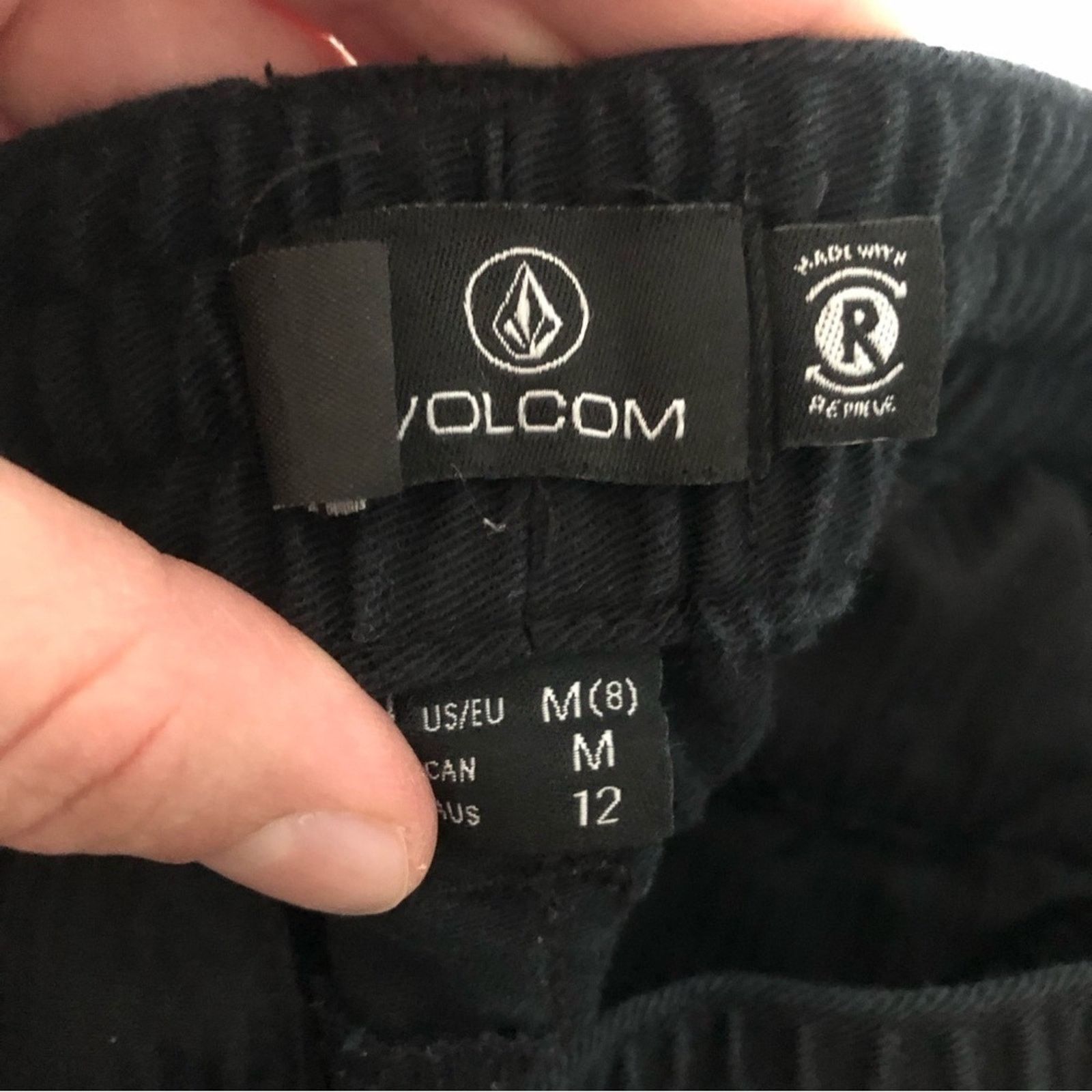 Volcom Volcom Repreve Recycled Straight Leg Drawstring Black Pants Size 30" / US 8 / IT 44 - 8 Thumbnail
