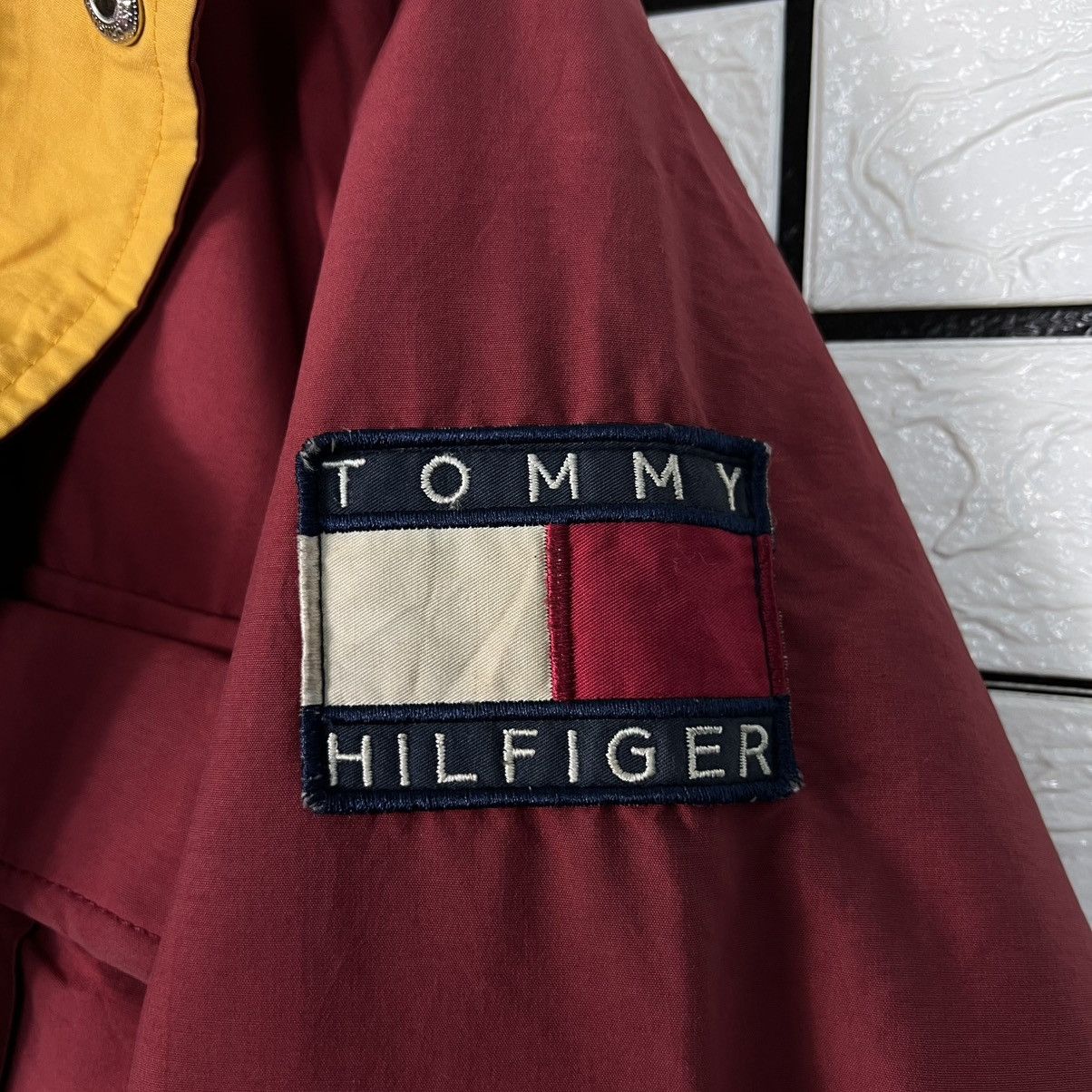 Tommy Hilfiger Vintage 90's TOMMY HILFIGER Utility Puffer Jacket #4063-C185 Size US L / EU 52-54 / 3 - 5 Thumbnail