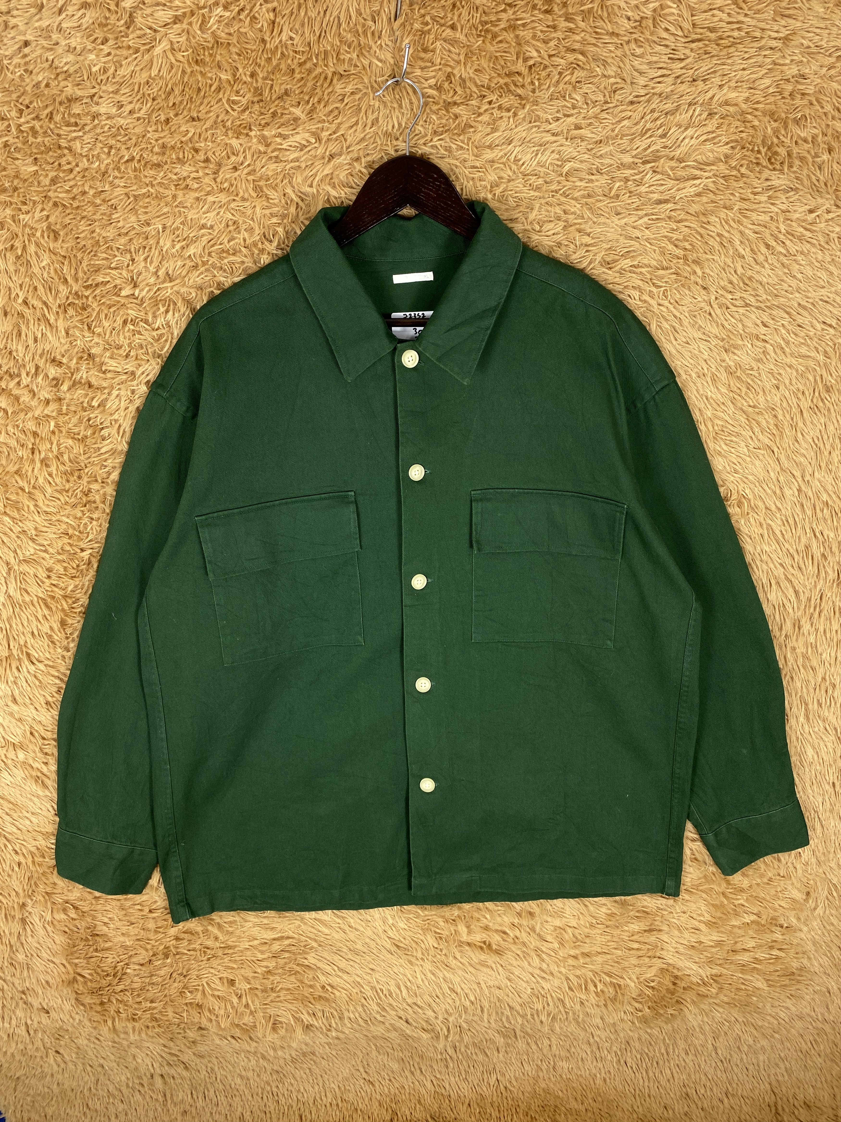 image of Gu Button Jacket in Green, Men's (Size Medium)