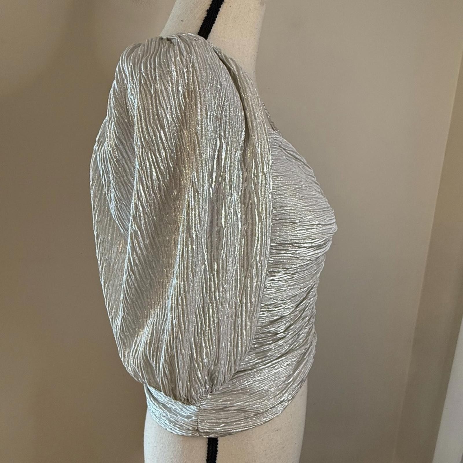 Lulus Lulus silver shimmery crop top shirred ruching SZ SM Size S / US 4 / IT 40 - 4 Thumbnail