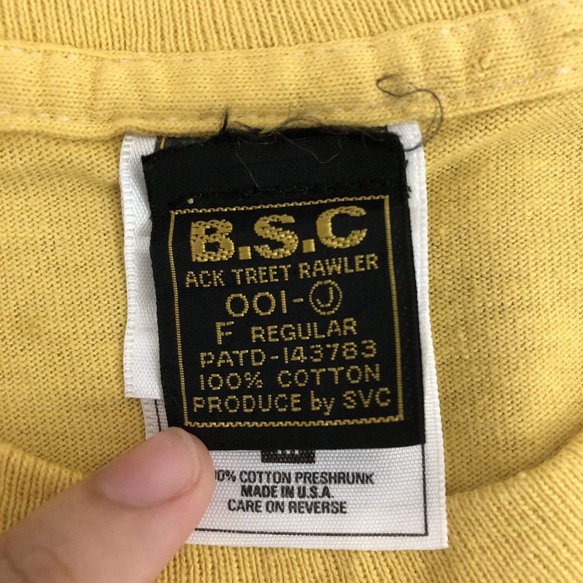 Fruit Of The Loom Vintage B.S.C Back Street Crawler Rock T-Shirt Size US M / EU 48-50 / 2 - 6 Thumbnail