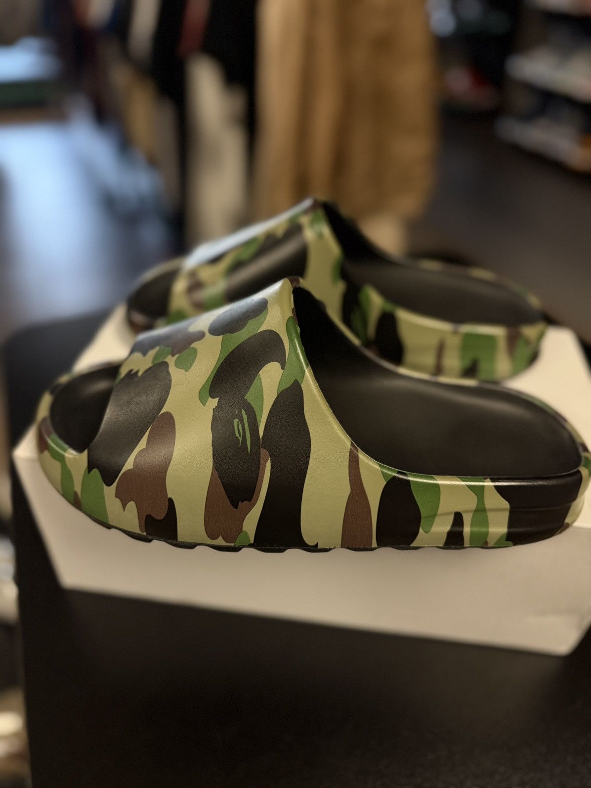 Bape Bape A Bathing Ape Green Camo Slides Size 11US Size US 11 / EU 44 - 5 Thumbnail