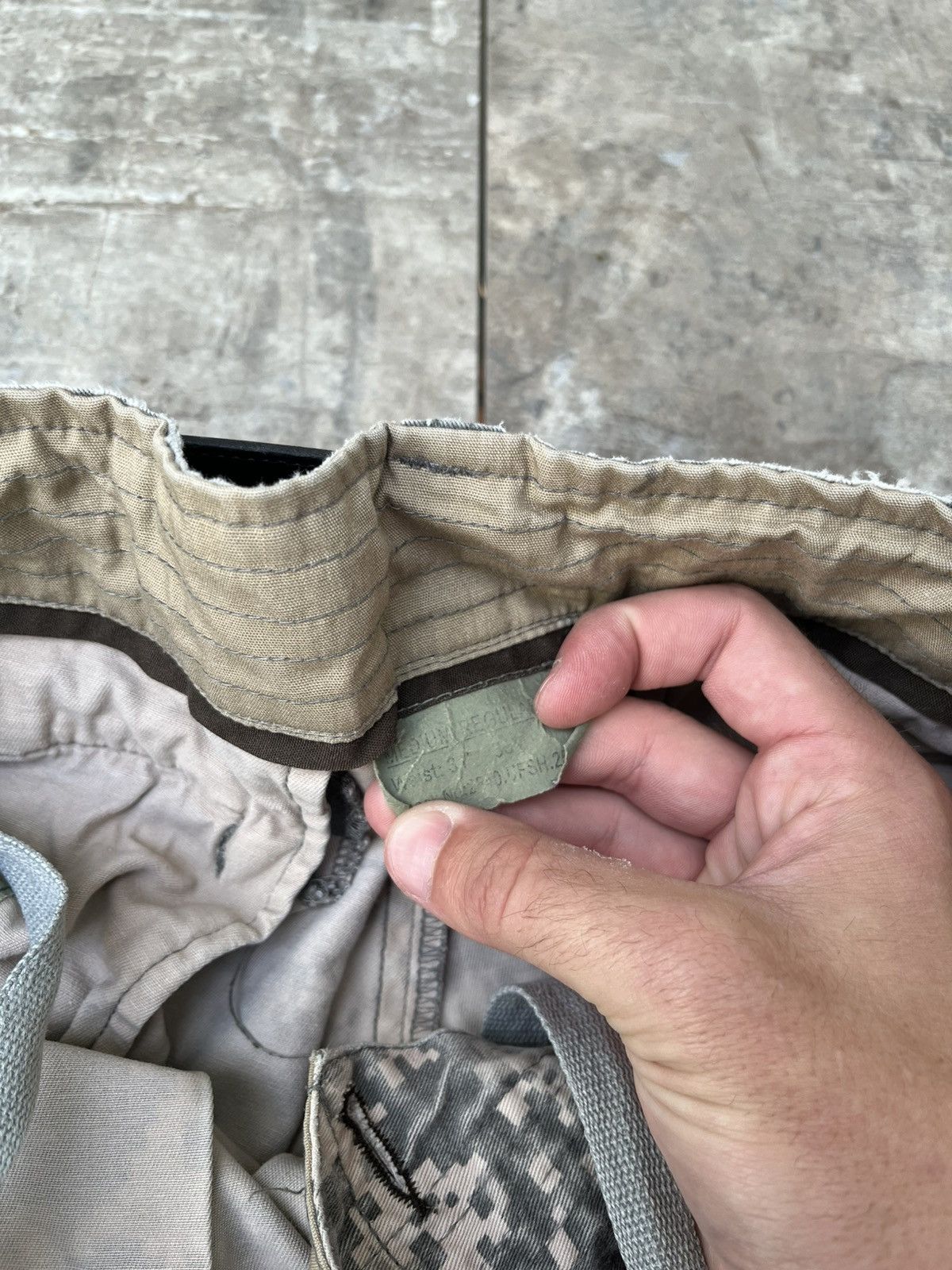 Vintage Vintage Faded Digi Camo Short Thrashed Size US 34 / EU 50 - 8 Thumbnail