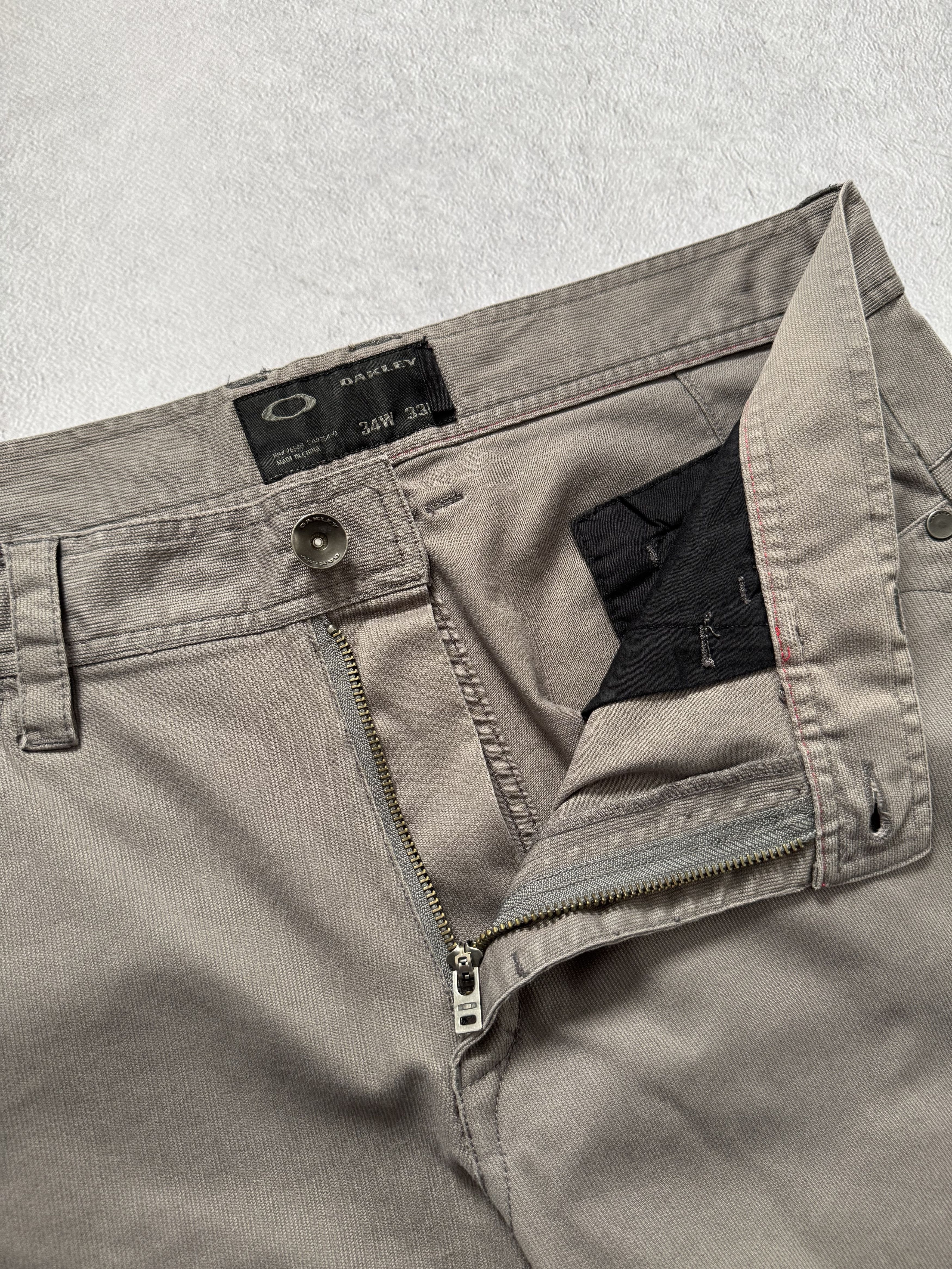 Oakley Oakley Men's Golf Pants Grey Vintage Size US 34 / EU 50 - 7 Thumbnail