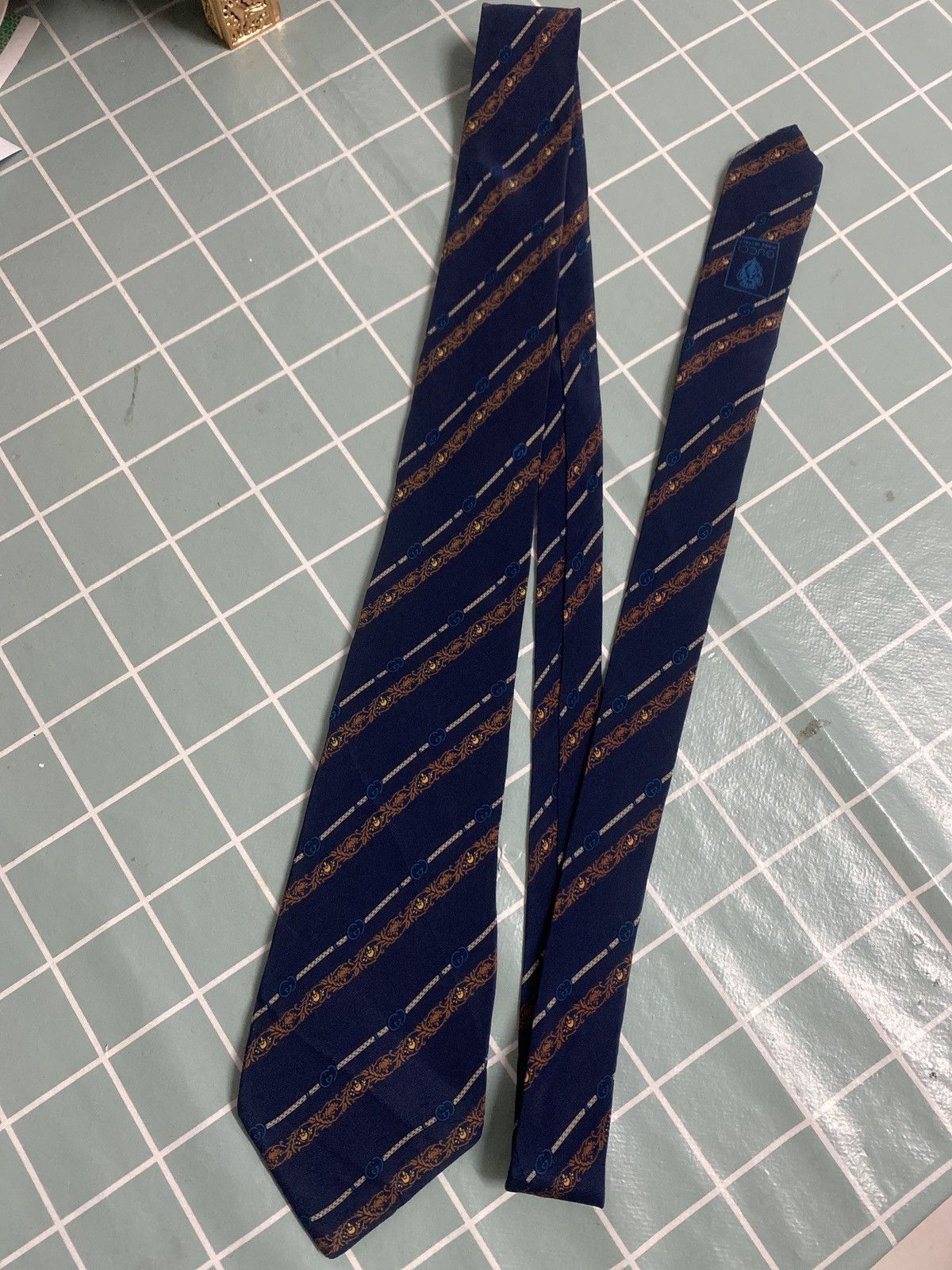 Gucci × Vintage Rare Vintage Tie Gucci Big Logo Size ONE SIZE - 1 Thumbnail