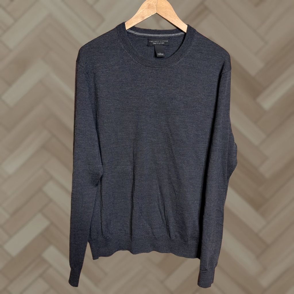 Bloomingdale's The Men's Store Sweater Long Sleeve Wool Gray L Adult Mens Pullover 100% Merino Wool Size US L / EU 52-54 / 3 - 1 Thumbnail