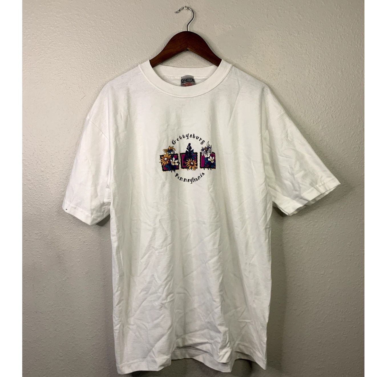 Vintage Vintage Pennsylvania Gettysburg XL White Striped Shirt Size US XL / EU 56 / 4 - 1 Thumbnail
