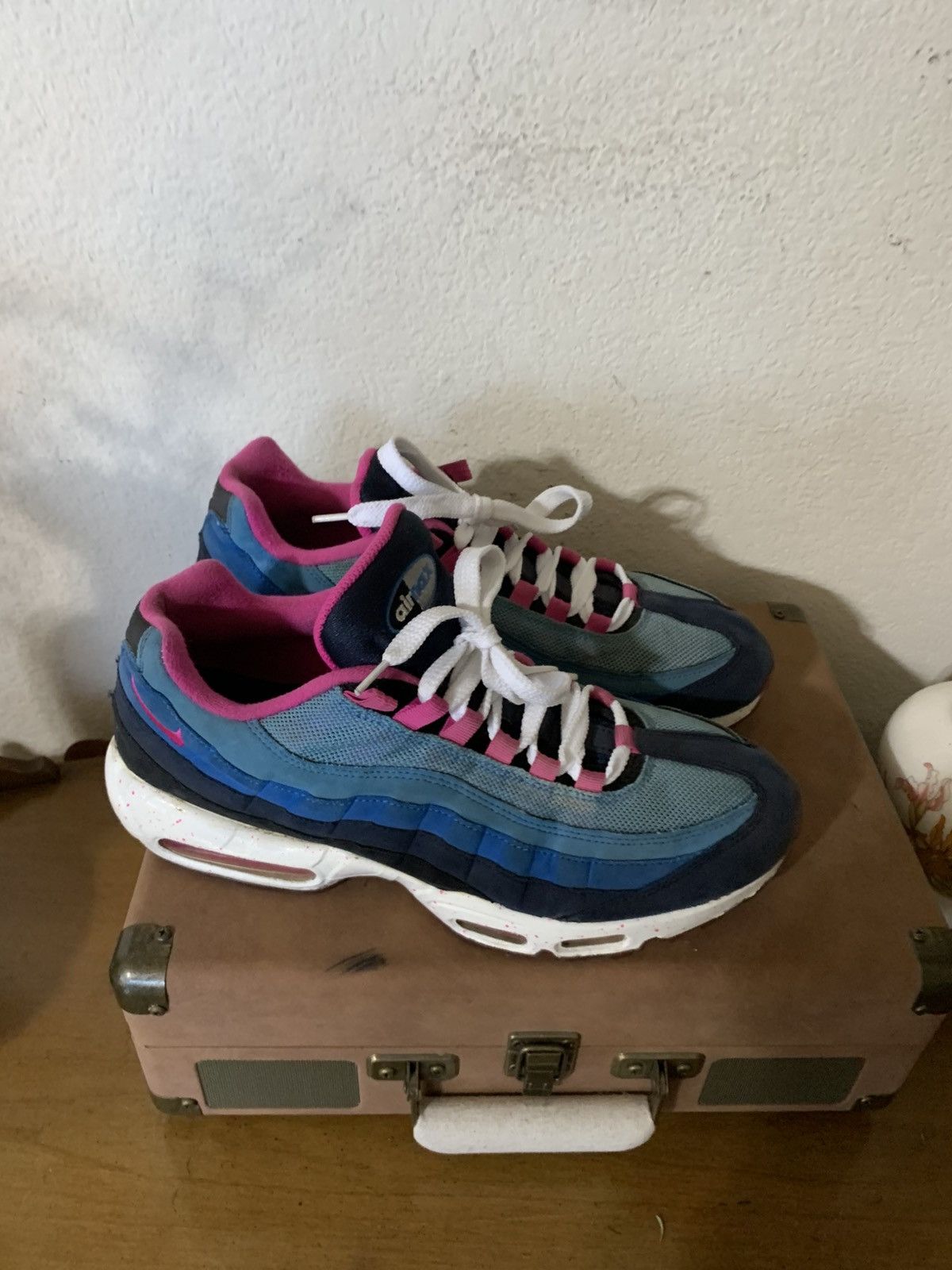 Nike Nike ID Air Max 95 Size US 9.5 / EU 42-43 - 3 Thumbnail