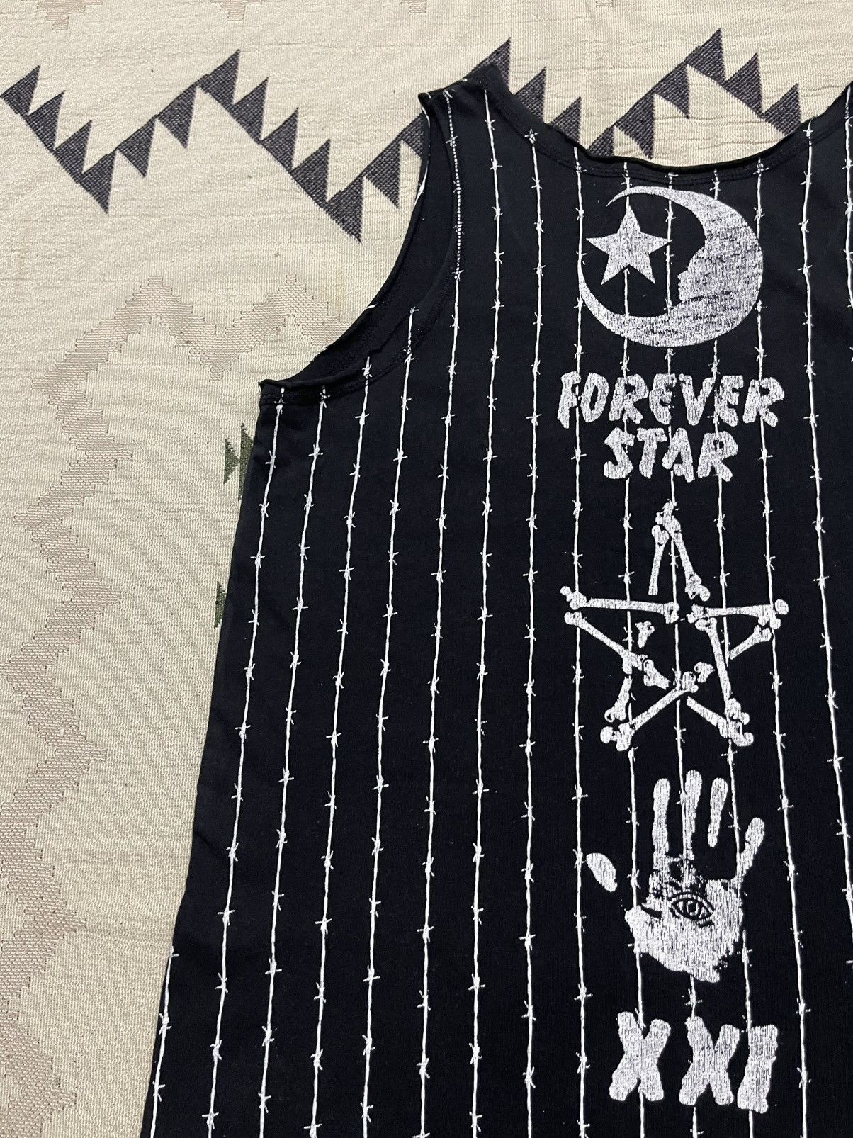 If Six Was Nine 2000s IFSIXWASNINE STYLE TANK TOP SKULL DESIGN