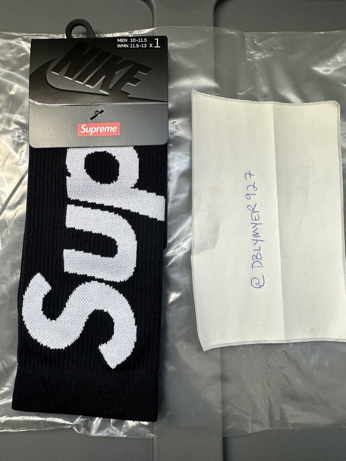 Nike × Supreme Supreme x Nike Lightweight Crew Socks (1 pack) Size ONE SIZE - 1 Thumbnail