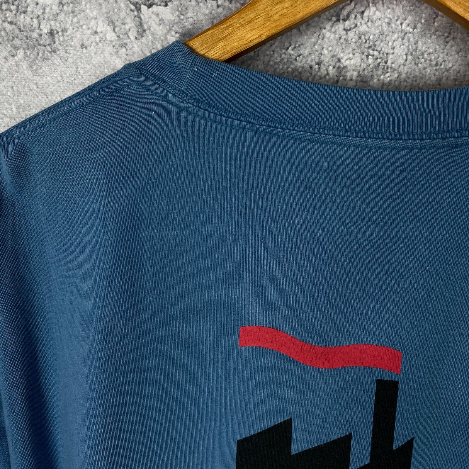Uniqlo Uniqlo Peter Saville Remix Tee Men's Size L Blue ` Size US L / EU 52-54 / 3 - 9 Thumbnail