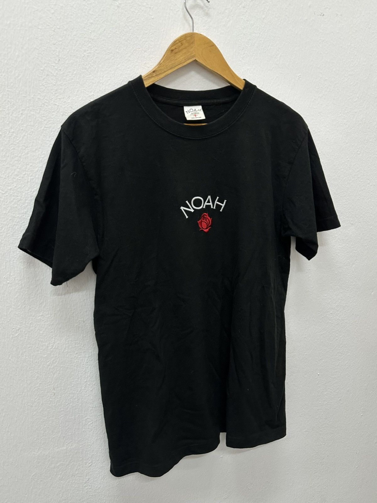 Noah FW20 Noah Embroidered Rose Logo Black Shirt Size US M / EU 48-50 / 2 - 10 Thumbnail