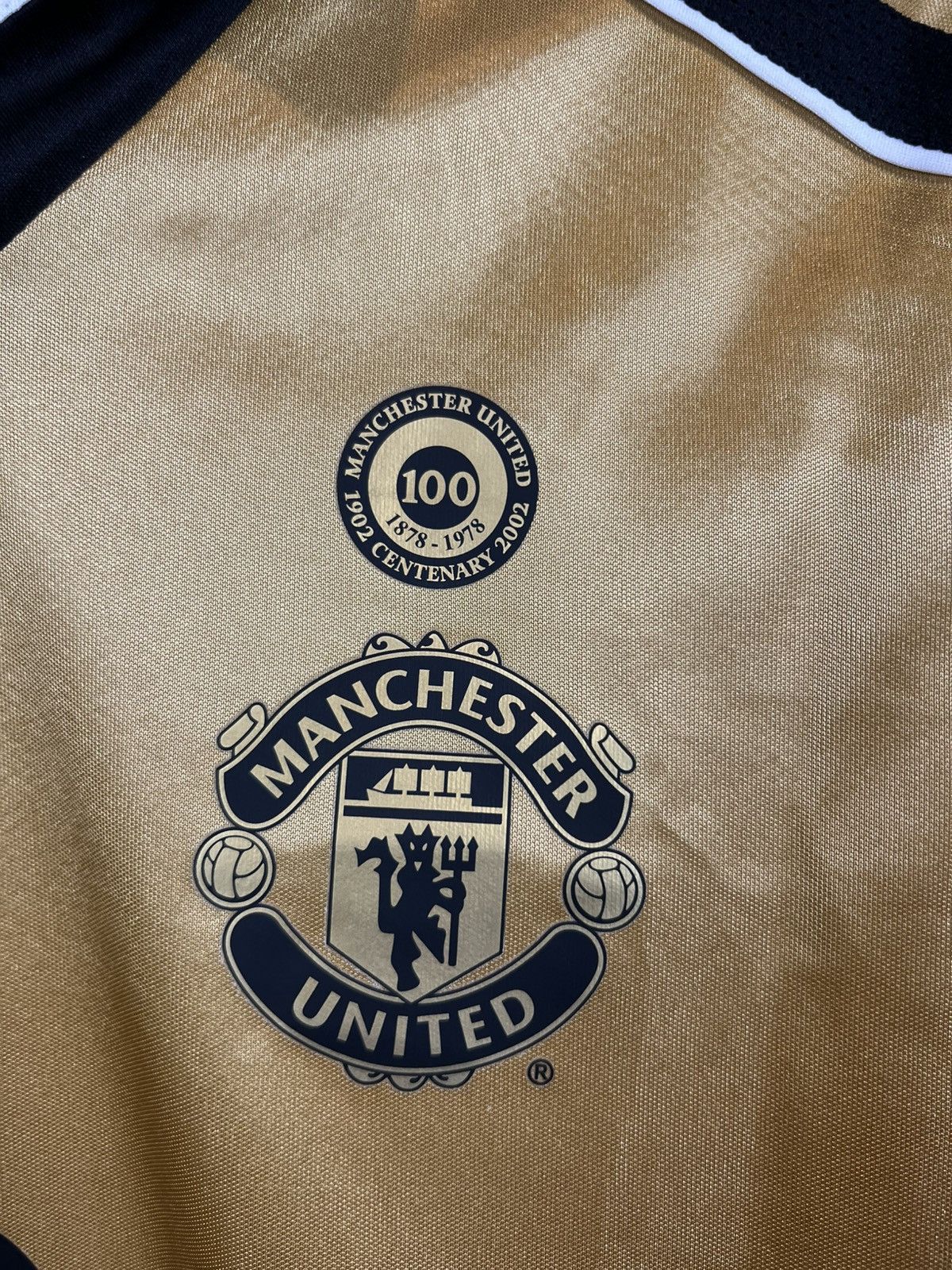 Umbro Soccer Jersey Manchester United 2001/02 Beckham #7 Size US L / EU 52-54 / 3 - 15 Thumbnail