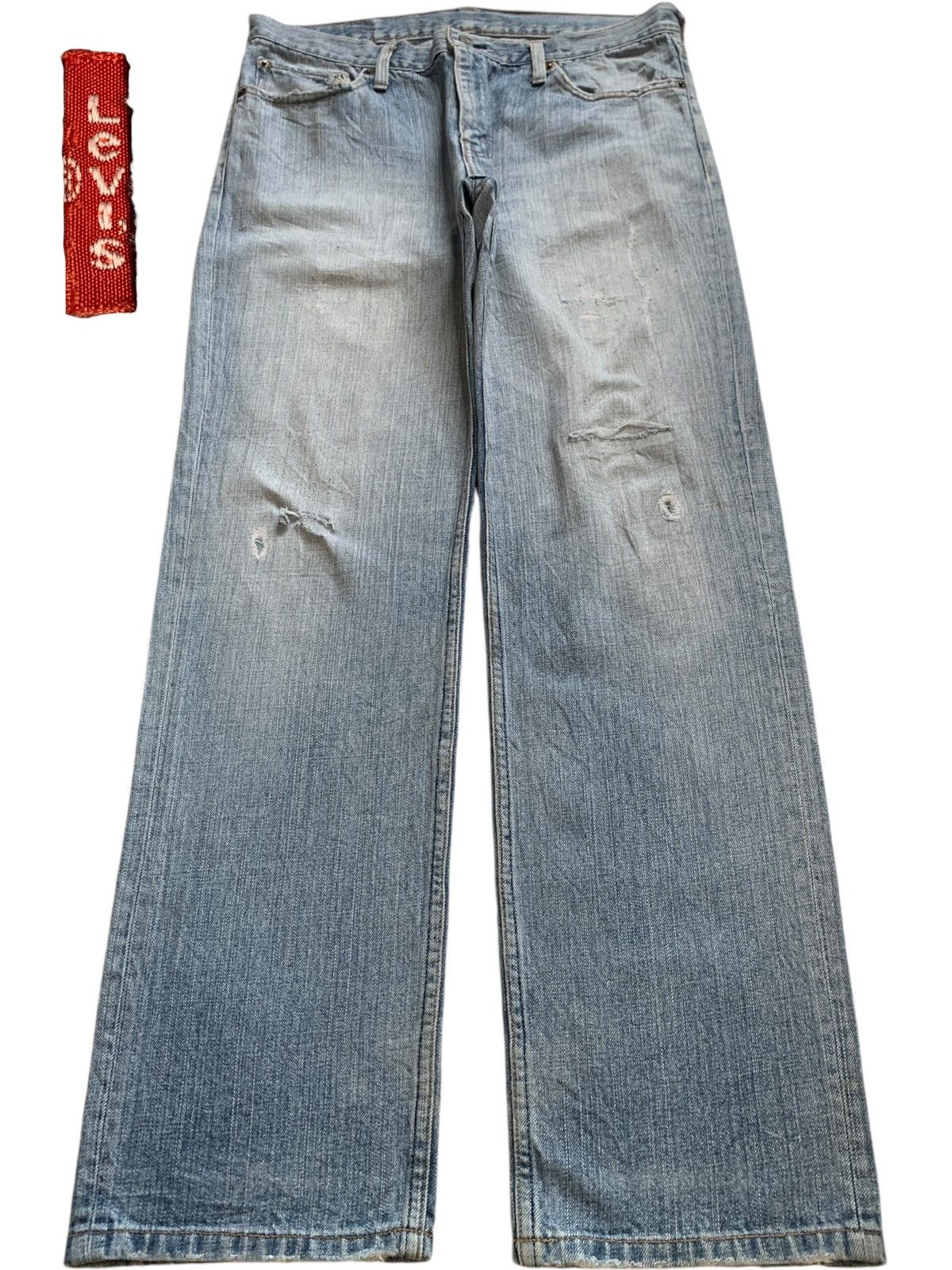 Vintage 90s Levis Faded Blue Wash Distressed Baggy Jeans