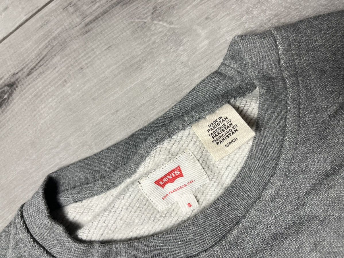 Levi's Levis sweatshirt embroidered logo size Small Size US S / EU 44-46 / 1 - 4 Thumbnail
