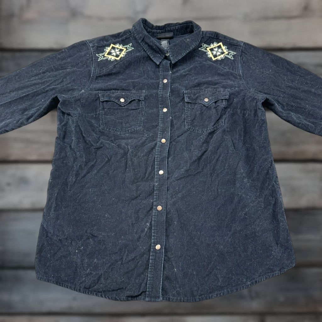 Wrangler VINTAGE Wrangler Retro Shirt Womens XL Black Corduroy Long Sleeve Pearl Snap Aztec Rodeo Shirts? Size XL / US 12-14 / IT 48-50 - 1 Thumbnail