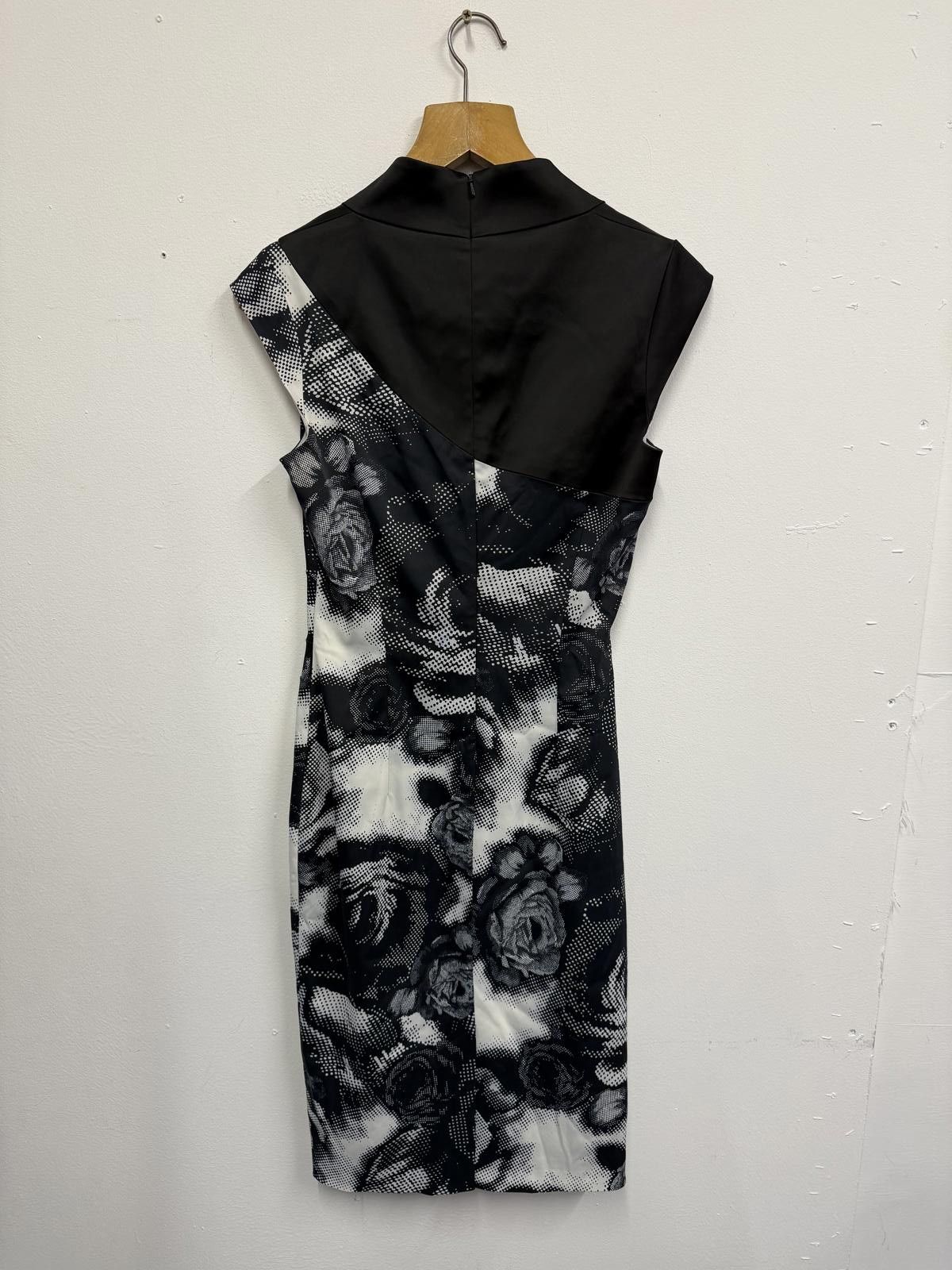 Other Karen Millen Black and White Floral Patterned Midi Dress Size M / US 6-8 / IT 42-44 - 2 Thumbnail