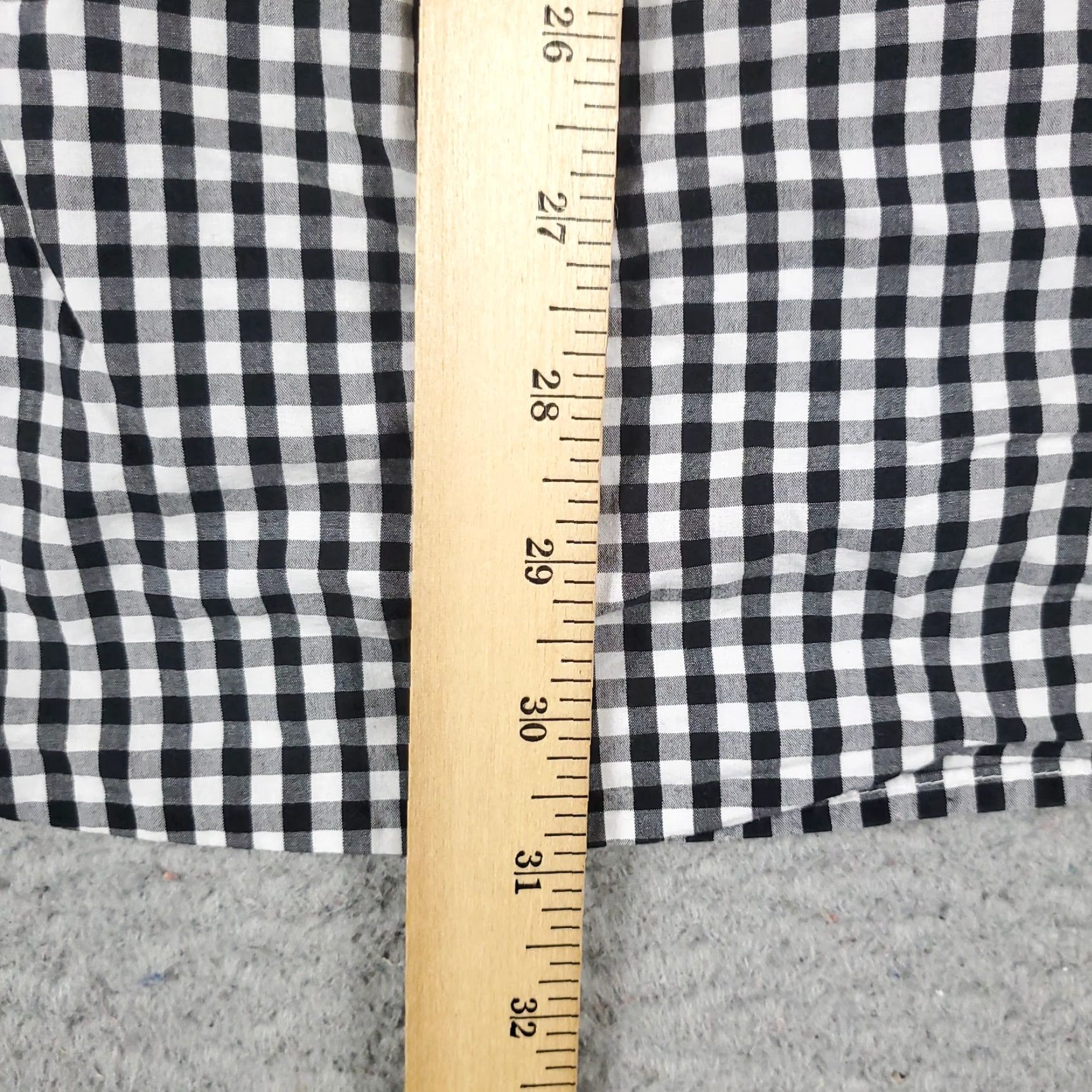 Tommy Hilfiger Tommy Hilfiger Button-Up Shirt Mens XL Gray Black White Check Long Sleeve Size US XL / EU 56 / 4 - 6 Thumbnail