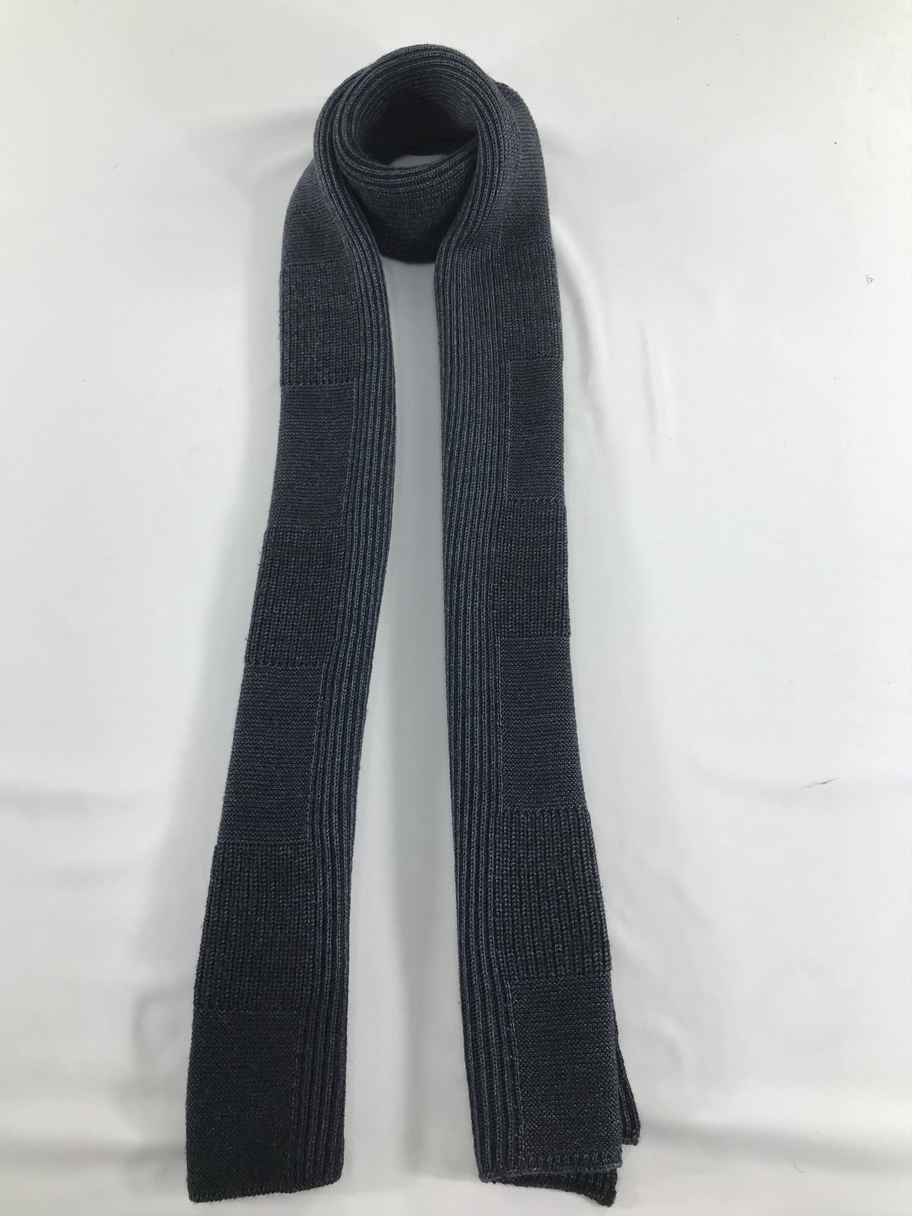 Hugo Boss Boss by Hugo Boss Wool Scarf Muffler V282 Size ONE SIZE - 1 Thumbnail