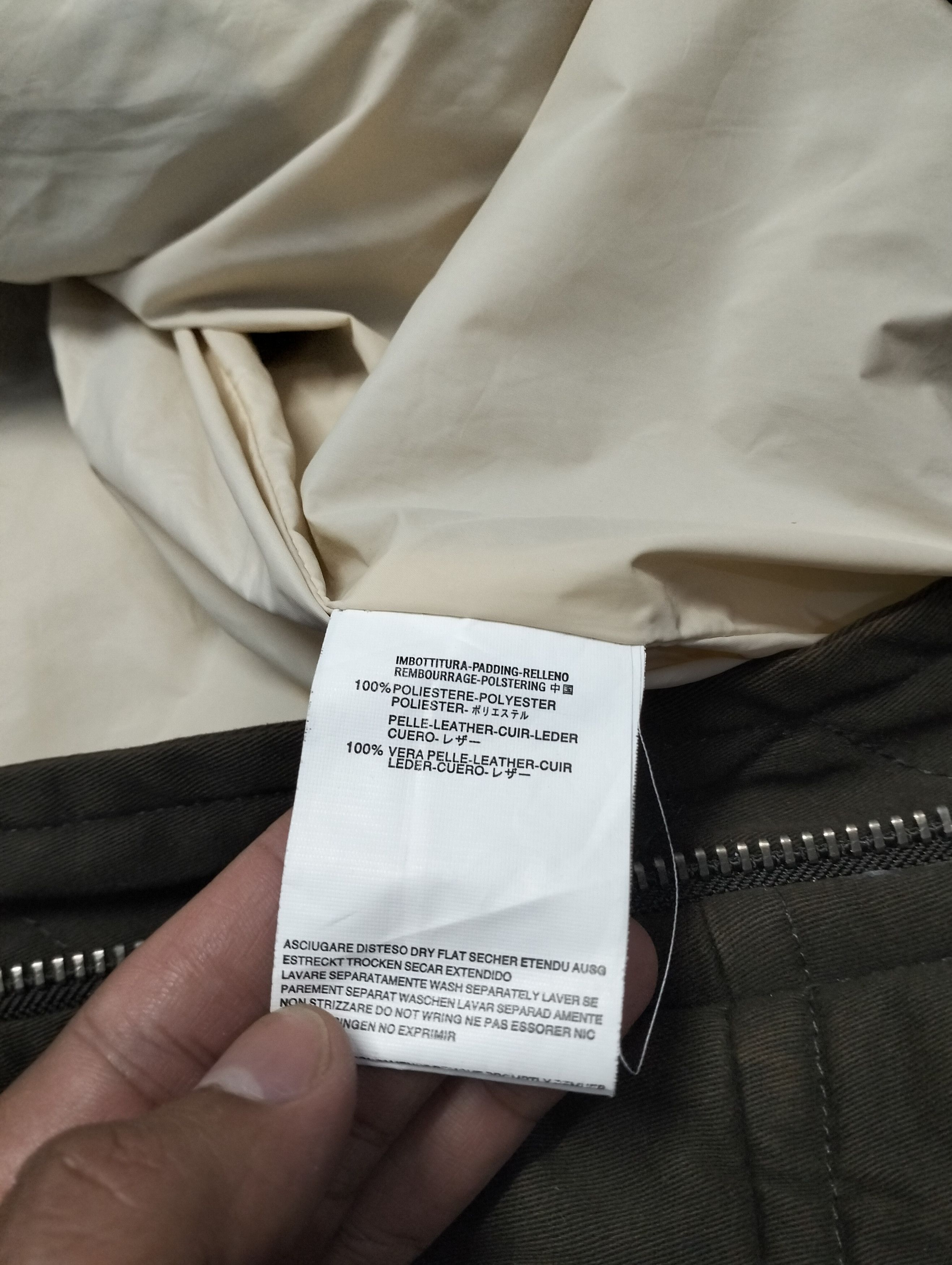 Dsquared2 Dsquared2 Fightin Dude Hooded DOWN Jacket size 50 Size US M / EU 48-50 / 2 - 13 Thumbnail
