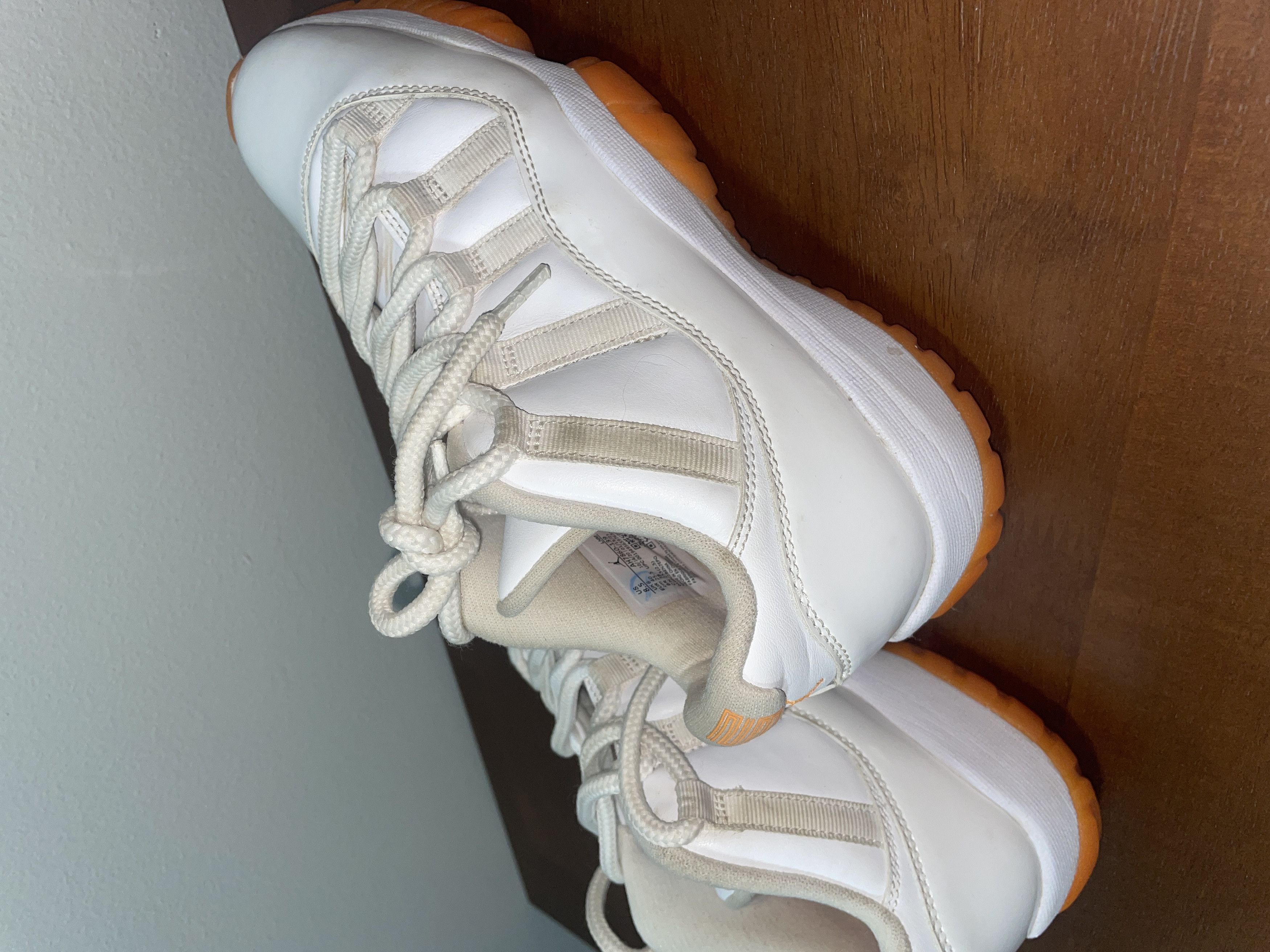 Jordan Brand × Nike Jordan 11 Retro Low Size US 8.5 / IT 38.5 - 4 Thumbnail
