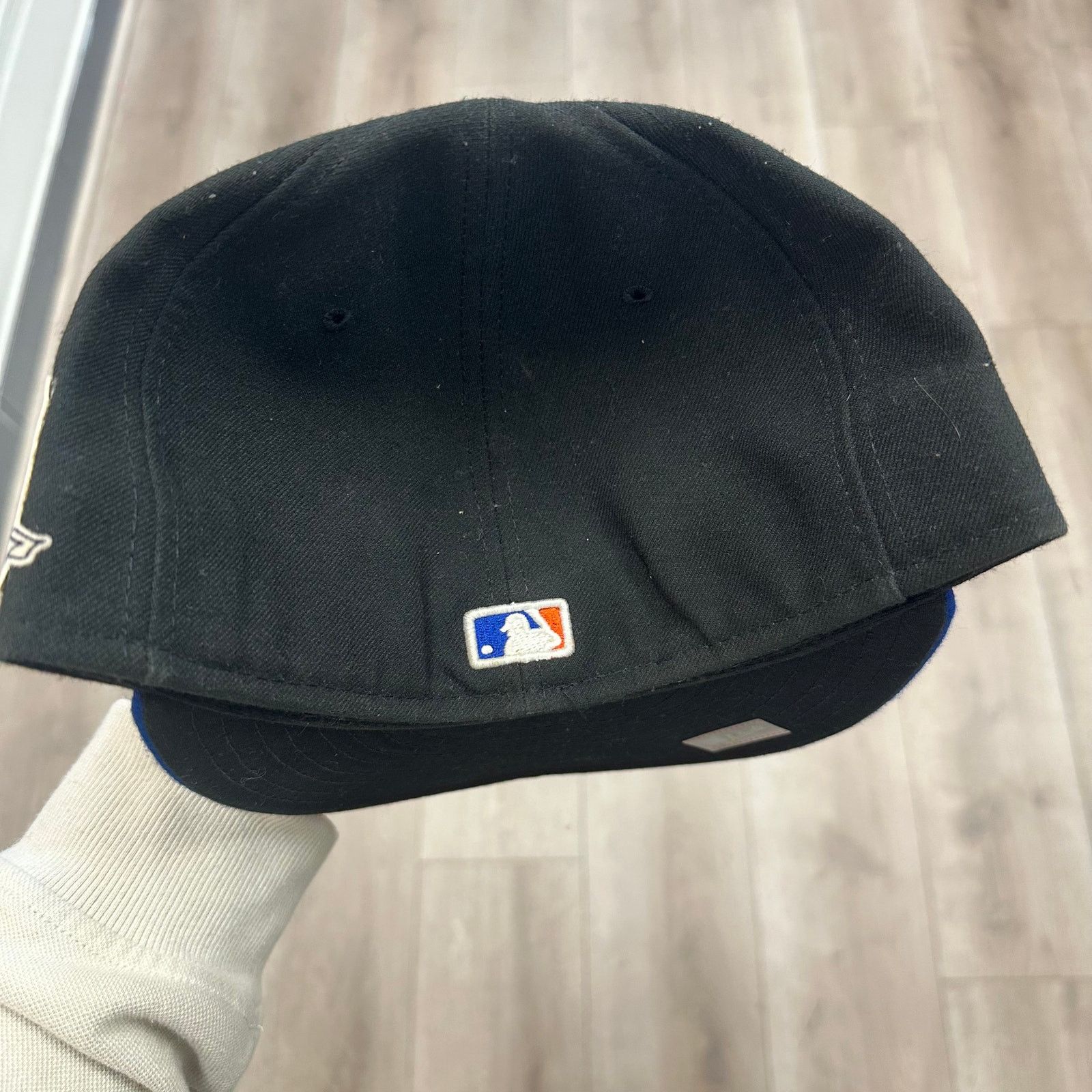 New Era New Era New York Mets 59FIFTY fitted hat Cap size 7 3/8 B25 Size ONE SIZE - 3 Thumbnail