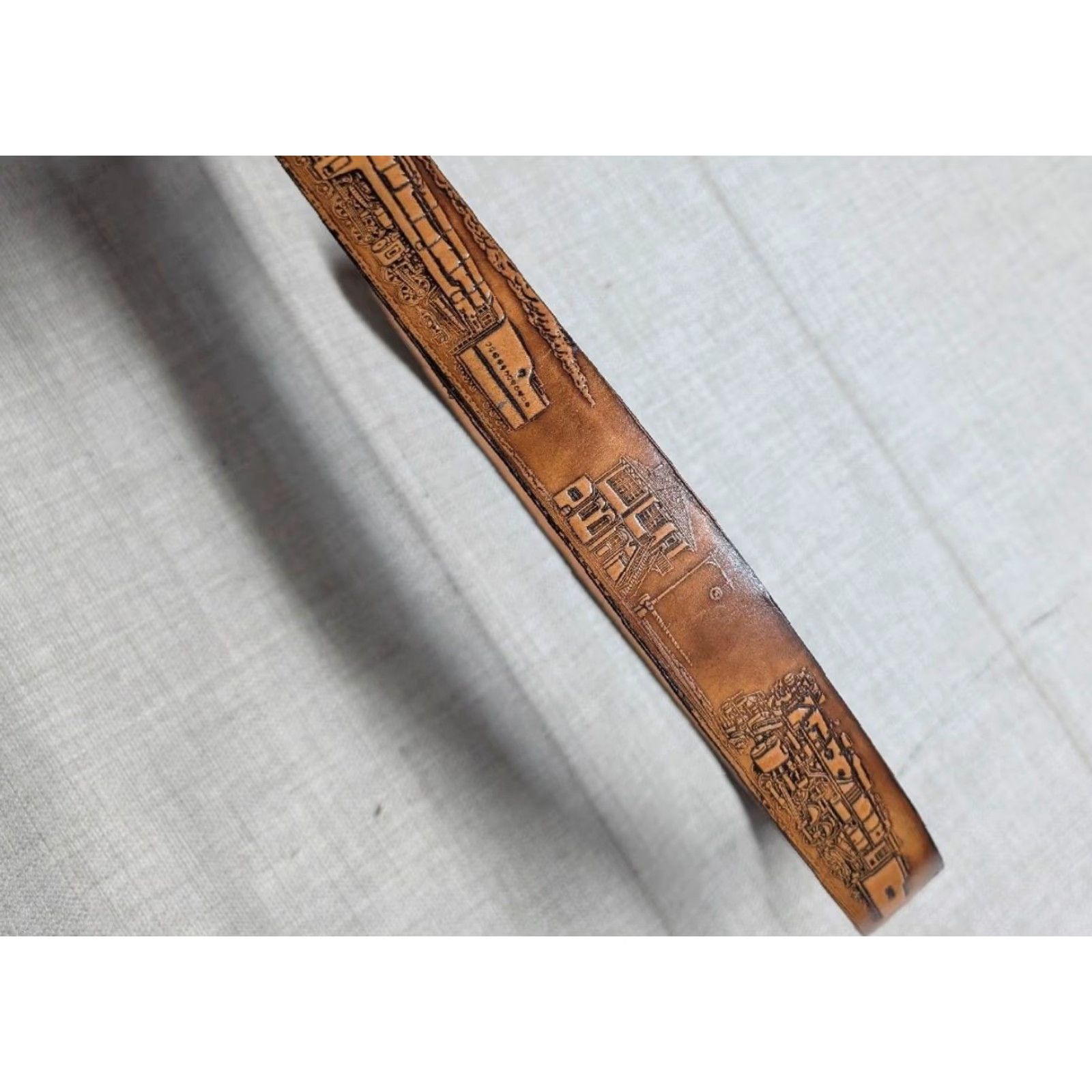Vintage VINTAGE vintage USA made TOOLED buckle belt TRAINS locomotives 38 brown WESTERN leather Size 38 - 3 Thumbnail