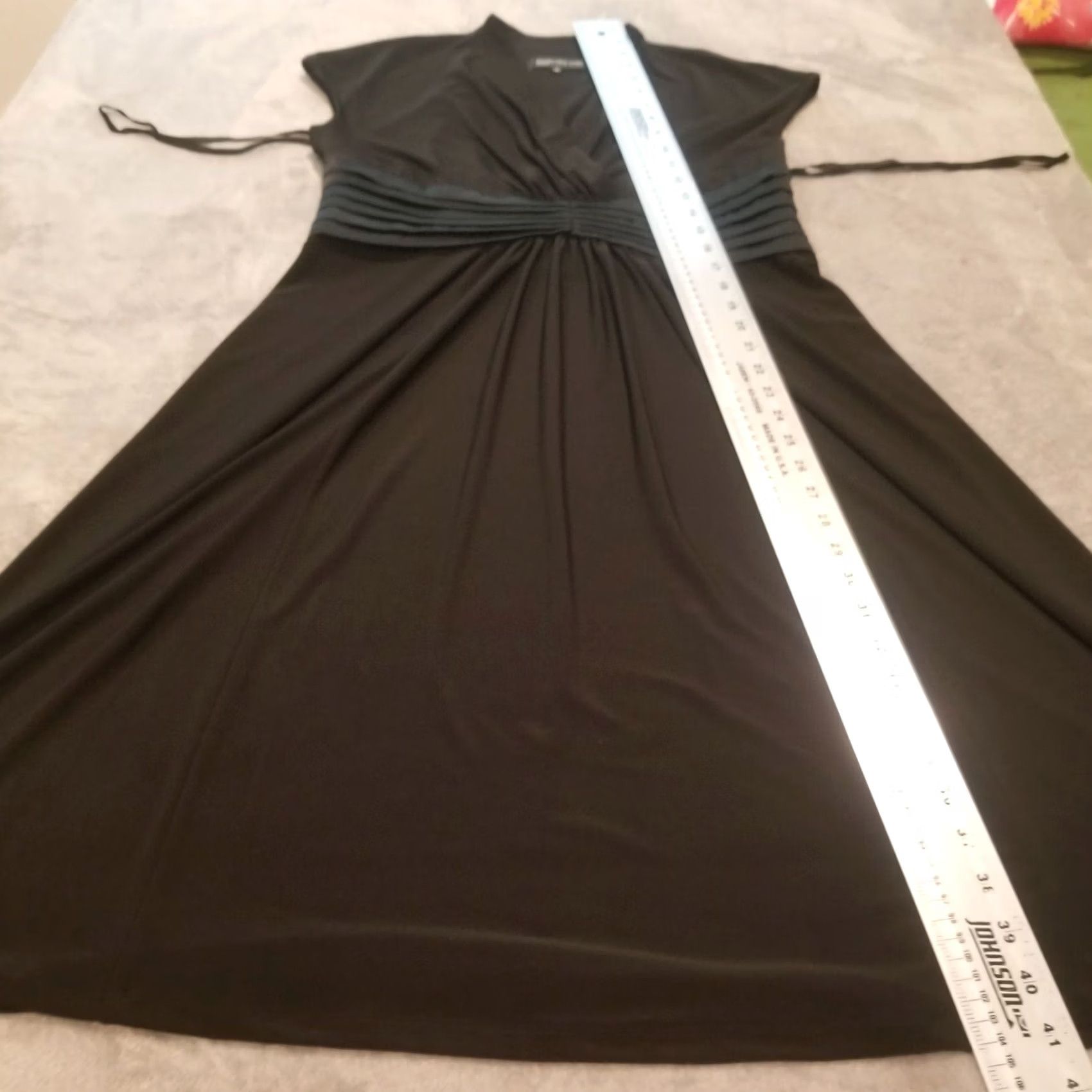 Jones New York Jones New York Black Cap Sleeve Faux Wrap Pleated Cocktail Dress Stretch Size 10 Size L / US 10 / IT 46 - 7 Thumbnail