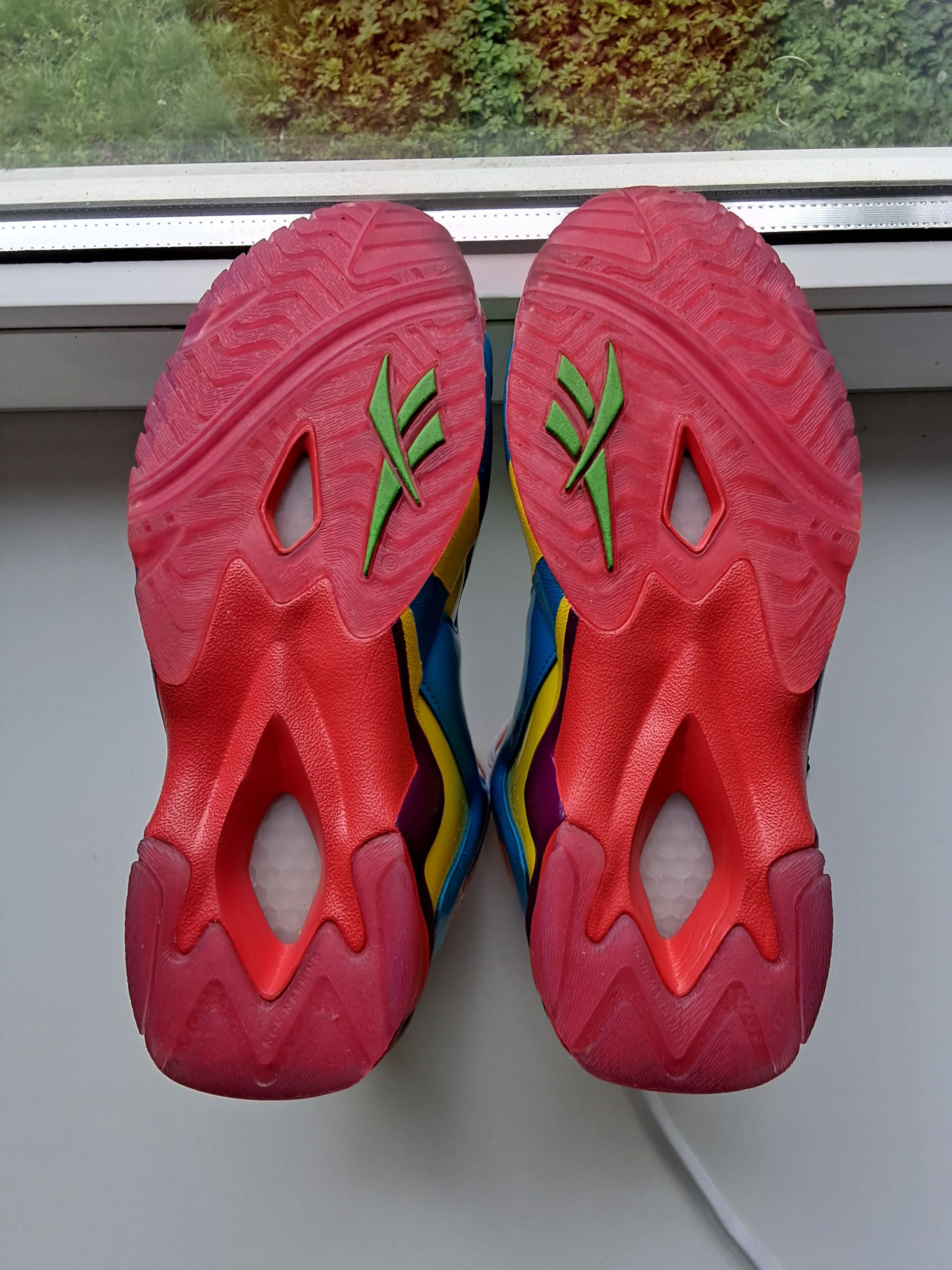 Reebok Reebok x Hasbro Kamikaze II 'Candy Land' Size US 10 / EU 43 - 8 Thumbnail