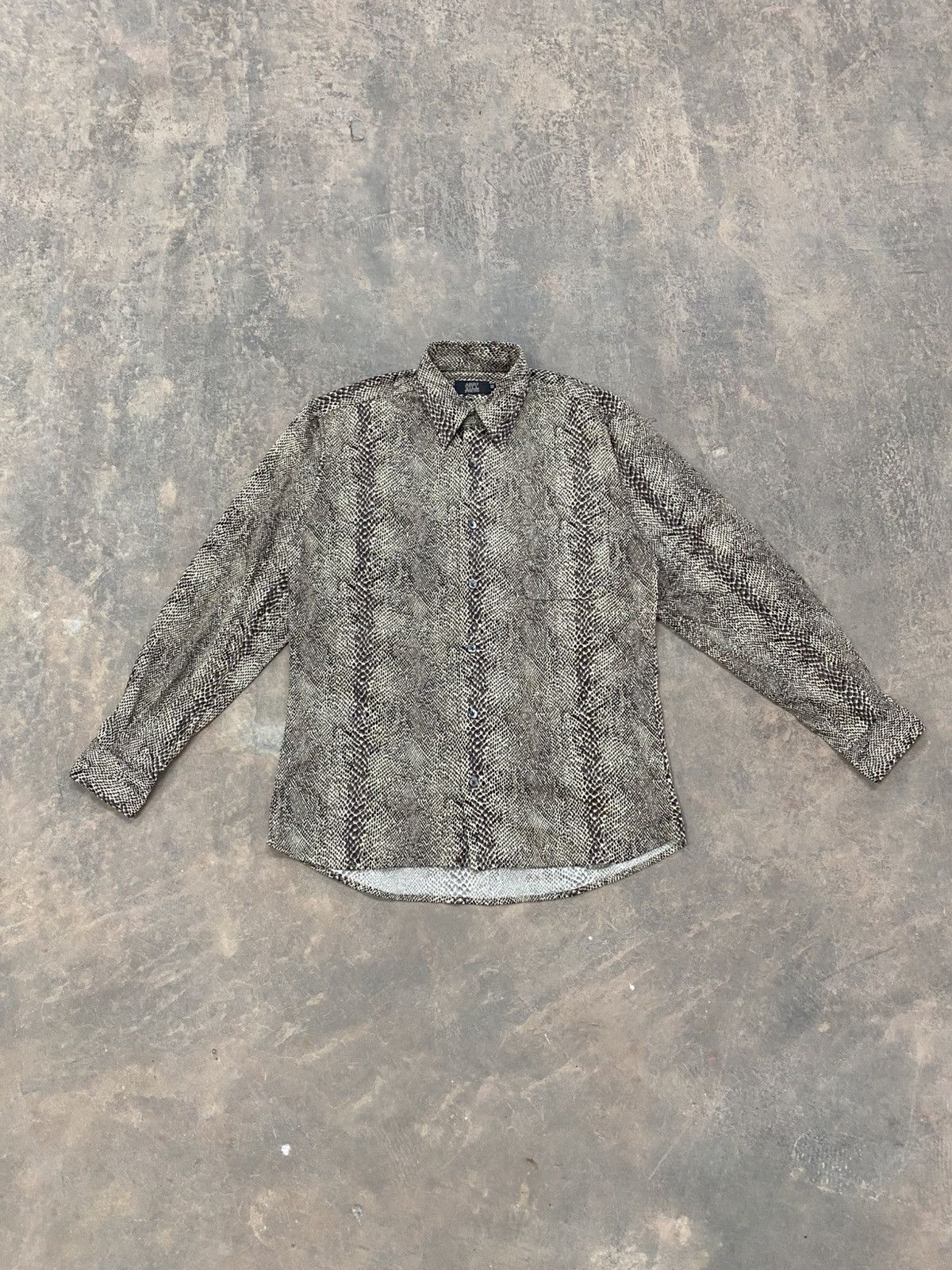 Japanese Brand ABBY VILL PRESS SNAKE SKIN LS SHIRT DESIGNER JAPAN Size US S / EU 44-46 / 1 - 4 Thumbnail