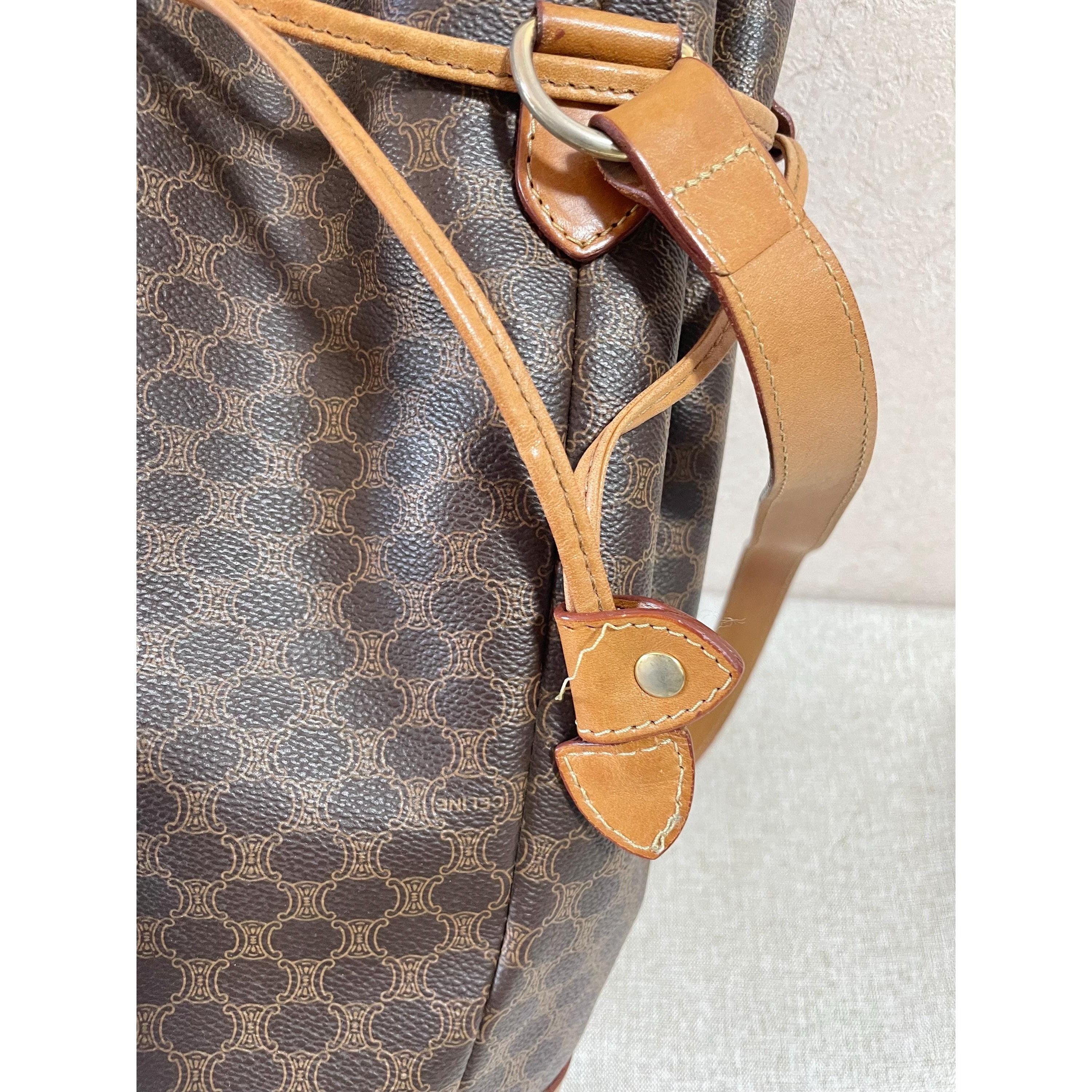 Celine Vintage Celine hobo bucket shoulder bag in classic brown Size ONE SIZE - 3 Thumbnail