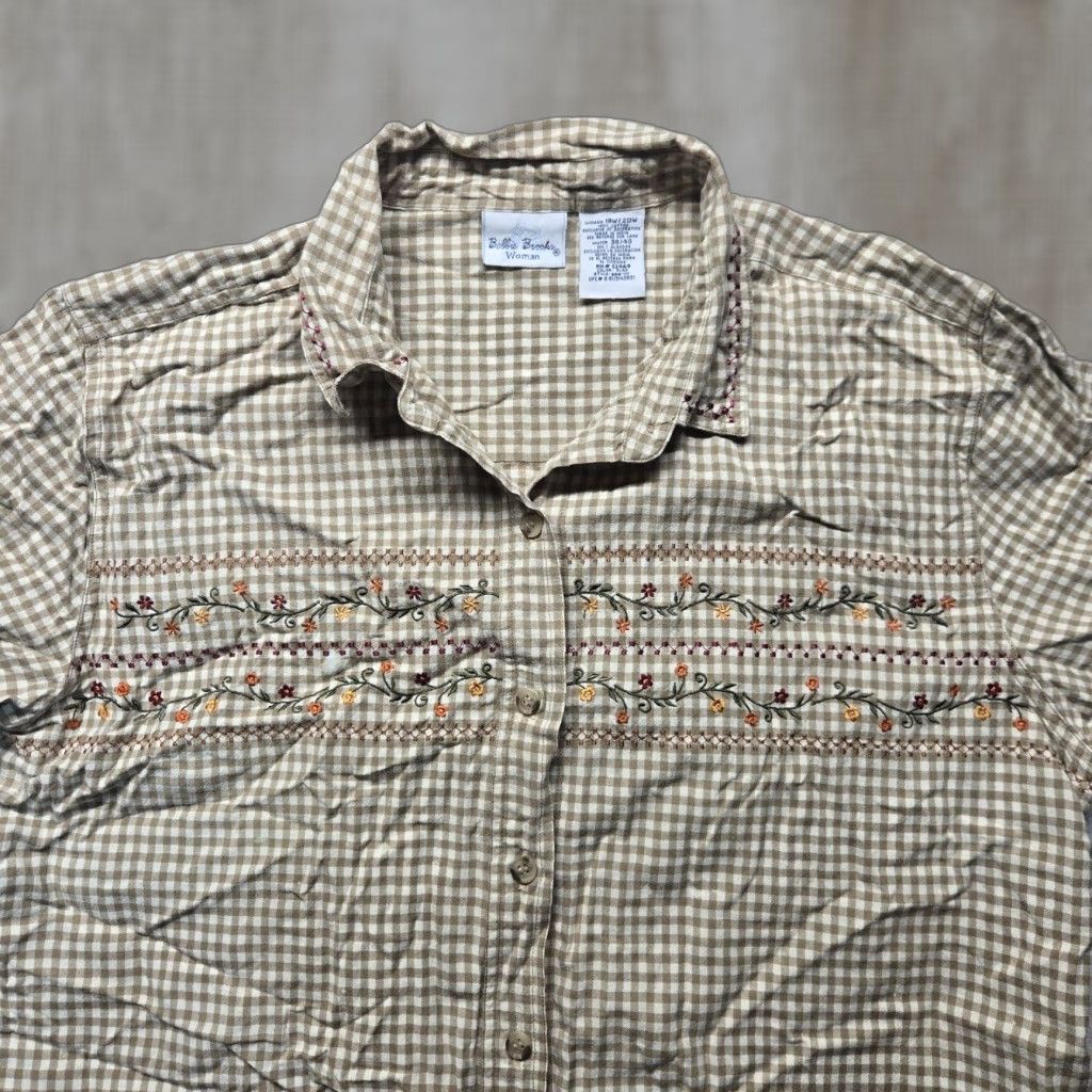 Vintage VINTAGE Bobbie Brooks Brown Floral Embroidered Button-Up Short Sleeve Shirt Women Plus 18W Size XXL / US 16-18 / IT 52-54 - 1 Thumbnail