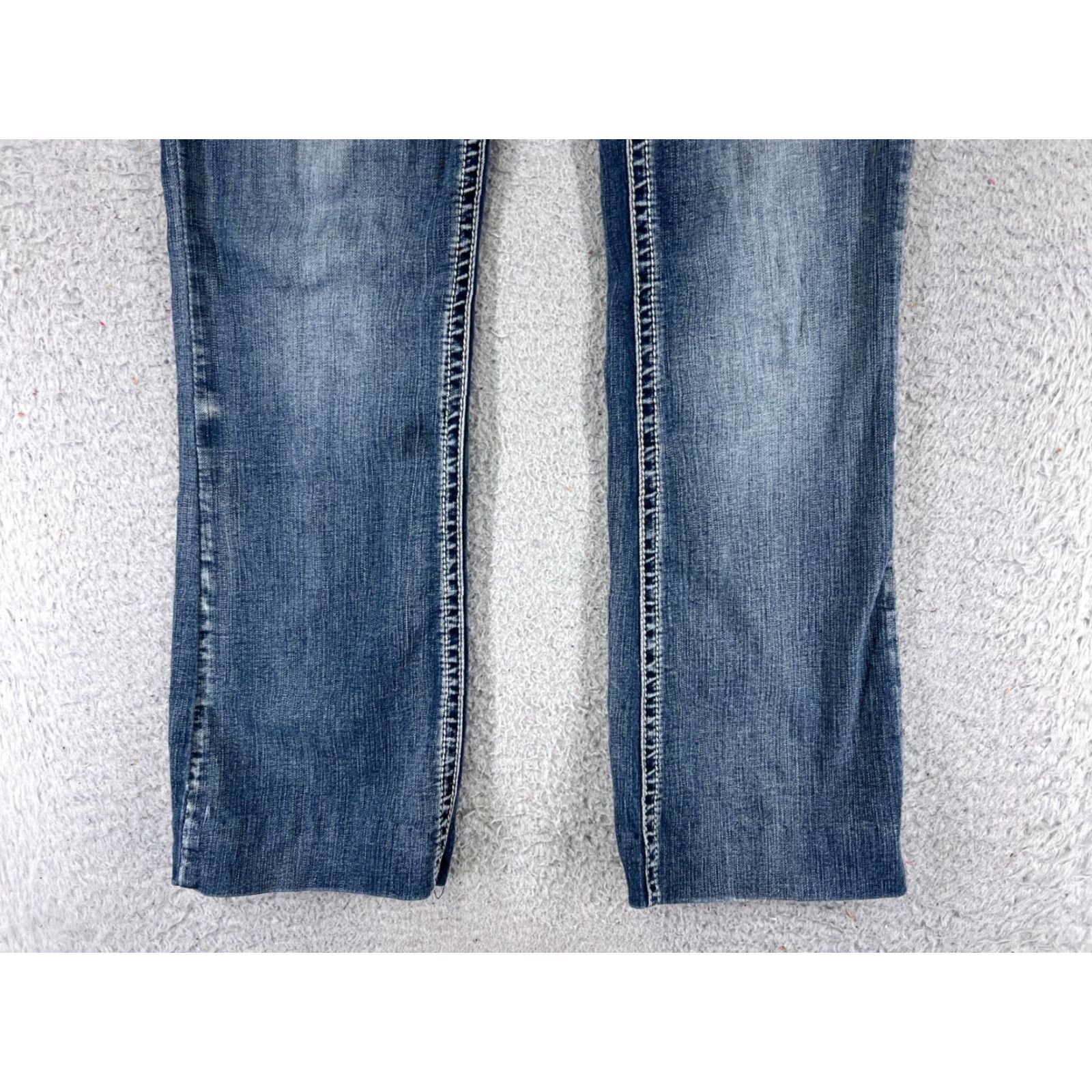Vintage Wallflower Jeans Womens Jeans Blue Denim Bootcut 26x28 3 Stretch Cotton Blend Regular Embroidered Rhinestone 5-Pocket Luscious Curvy Fit Size 26" / US 2 / IT 38 - 2 Thumbnail