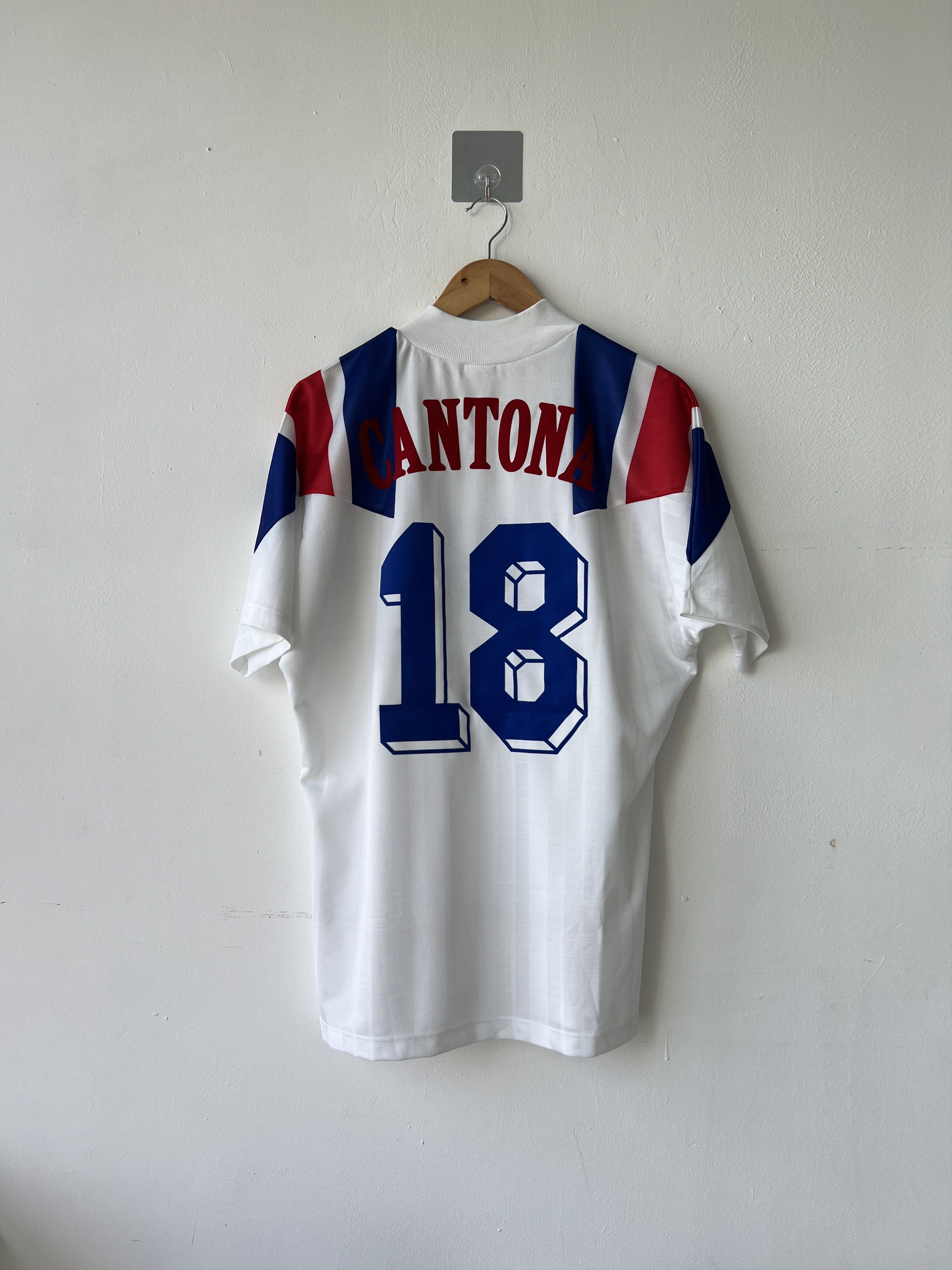 Adidas Cantona France Shirt 1992-94 France Away Shirt Cantona #18