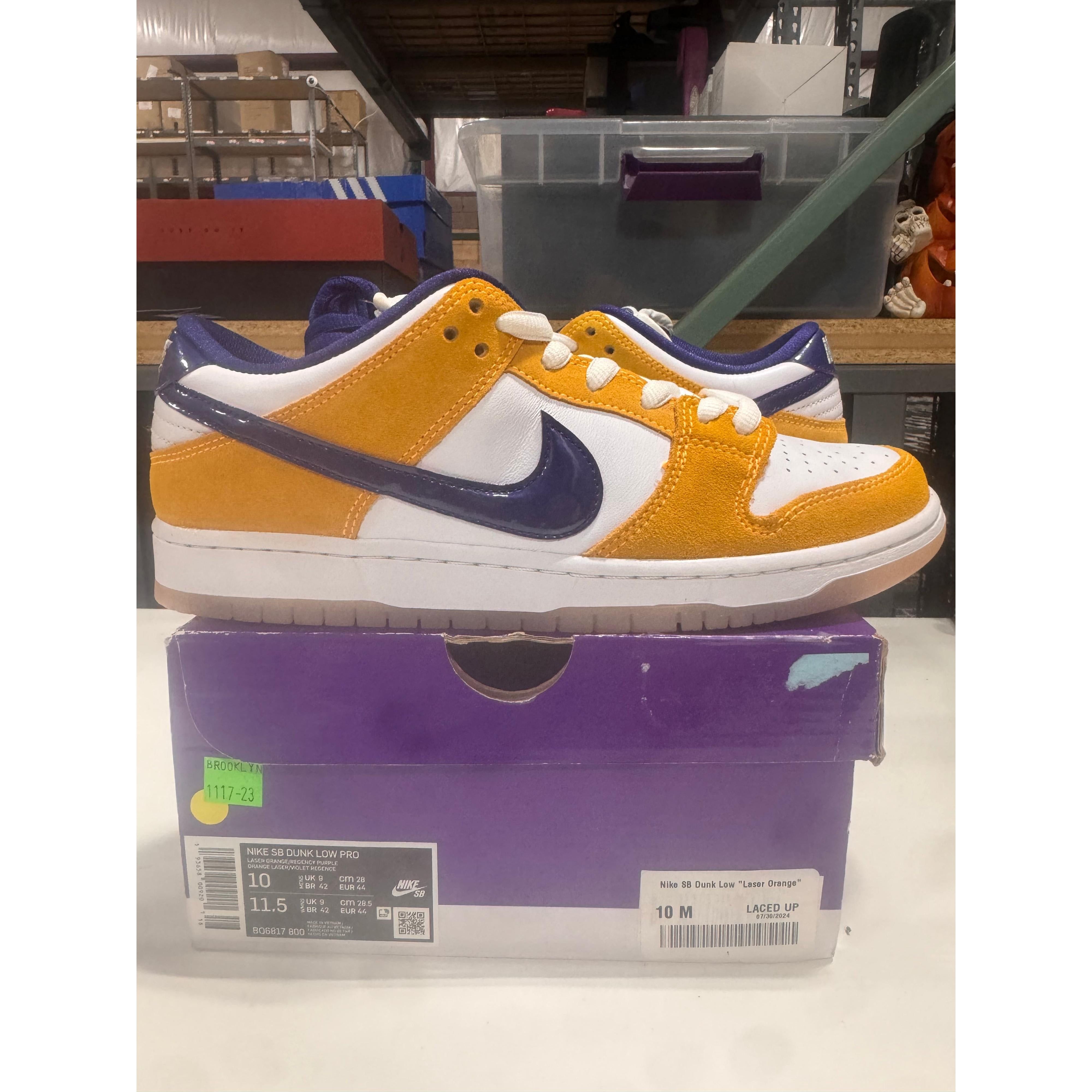 Nike PRE OWNED Dunk Low Laser Orange *Conditional* DS Size US 10 / EU 43 - 1 Thumbnail